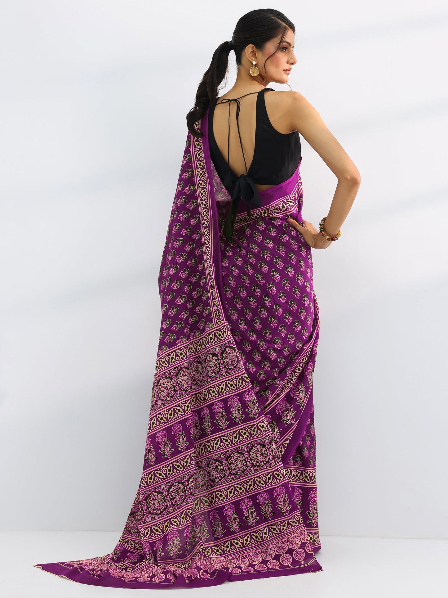 Burgundy Printed Cotton Saree With Unstitched Blouse Piece
