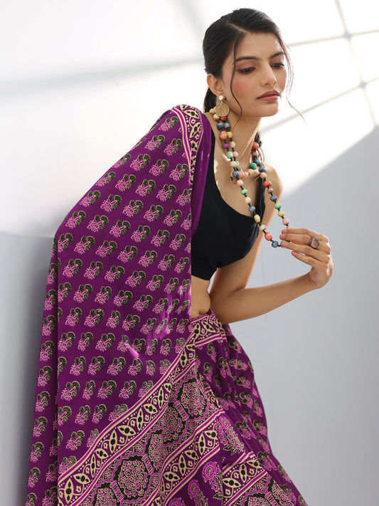 Burgundy Printed Cotton Saree With Unstitched Blouse Piece