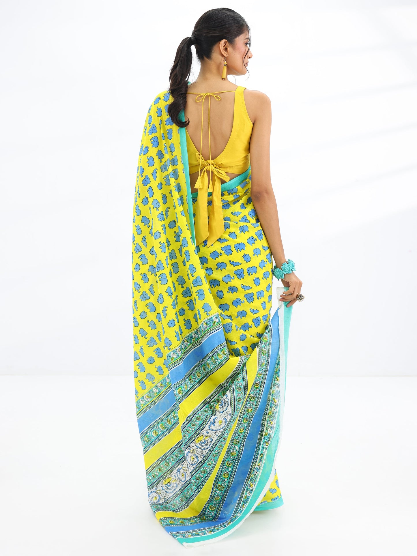 Yellow Printed Cotton Saree With Unstitched Blouse Piece