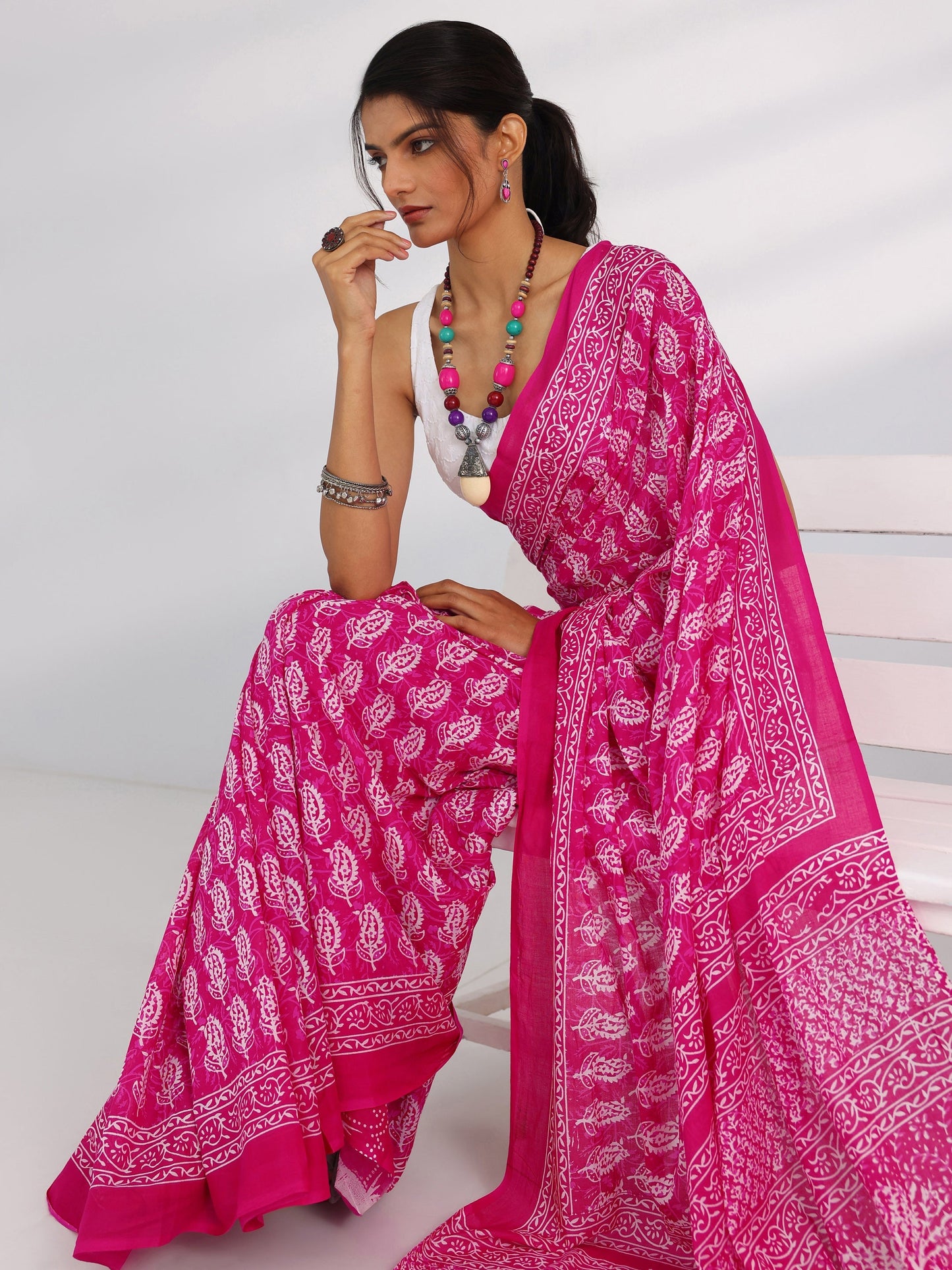 Pink Printed Cotton Saree With Unstitched Blouse Piece