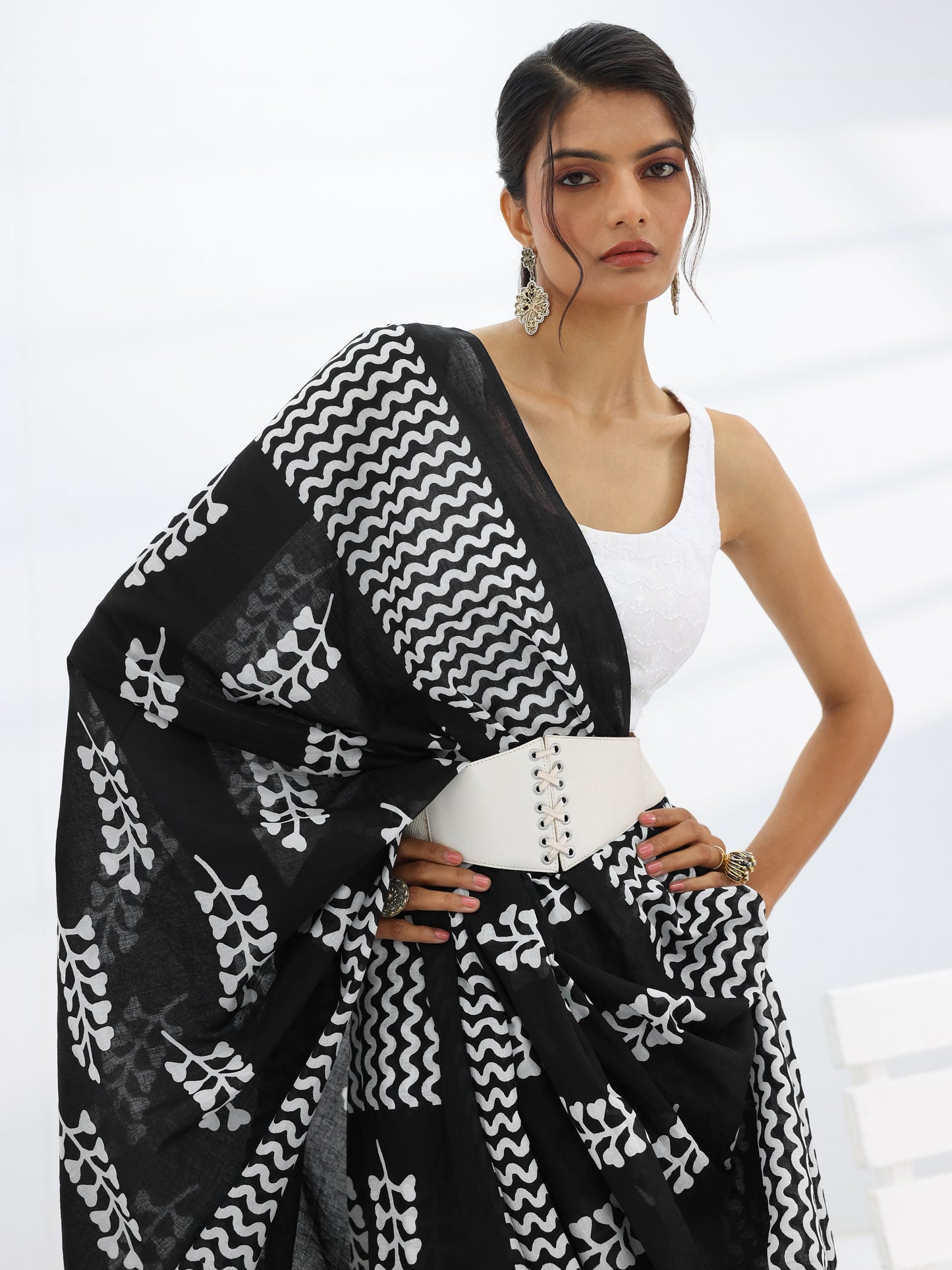 Black Printed Cotton Saree With Unstitched Blouse Piece