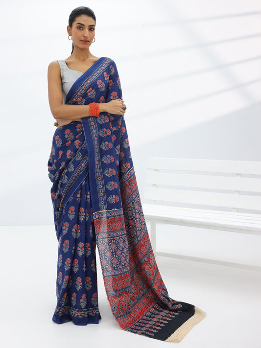Blue Printed Cotton Saree With Unstitched Blouse Piece