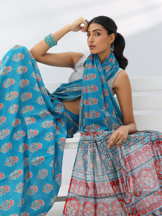 Turquoise Blue Printed Cotton Saree With Unstitched Blouse Piece