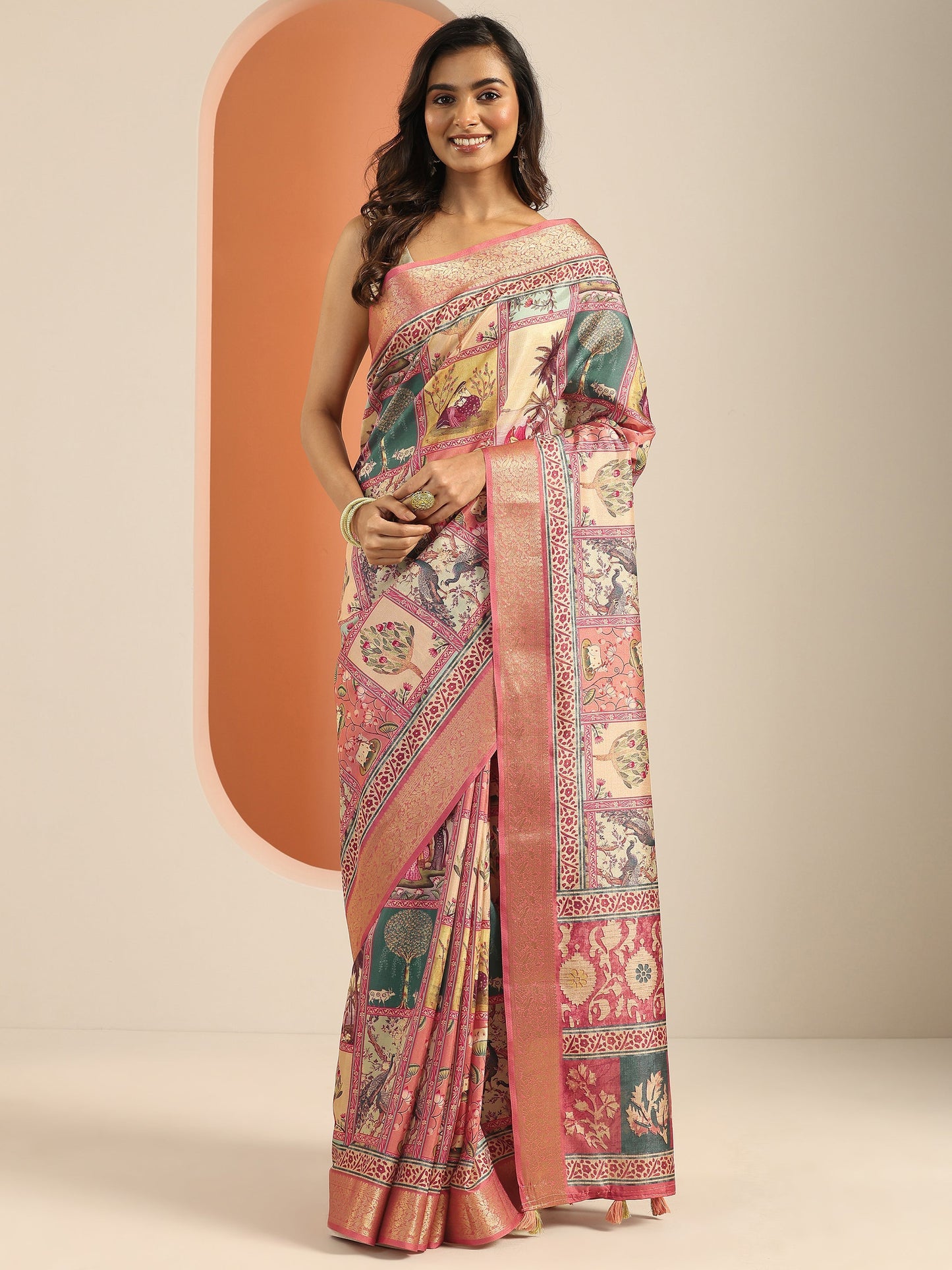 Peach Printed Silk Blend Saree With Unstitched Blouse Piece