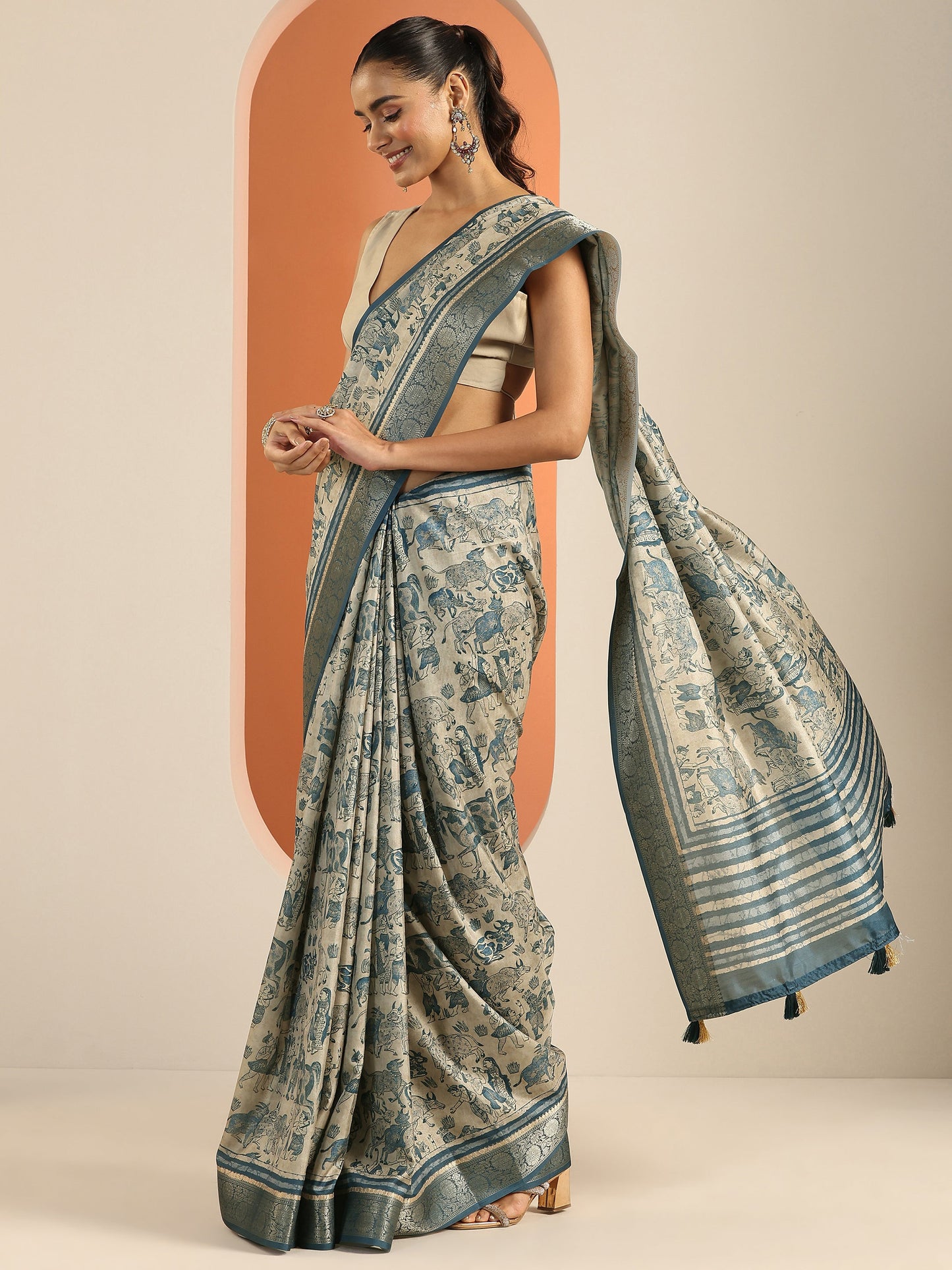 Blue Kalamkari Printed Silk Blend Saree With Unstitched Blouse Piece