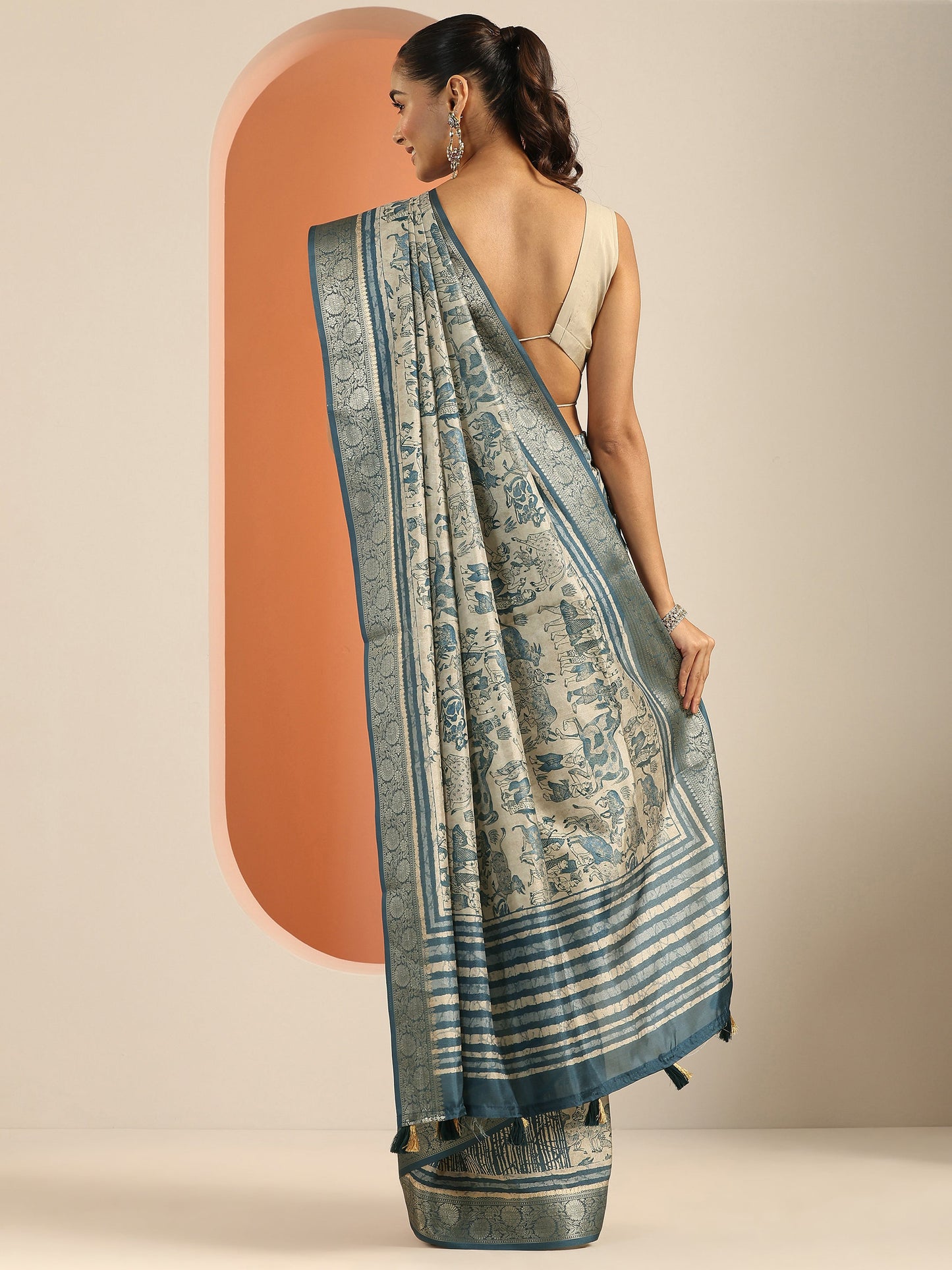Blue Kalamkari Printed Silk Blend Saree With Unstitched Blouse Piece