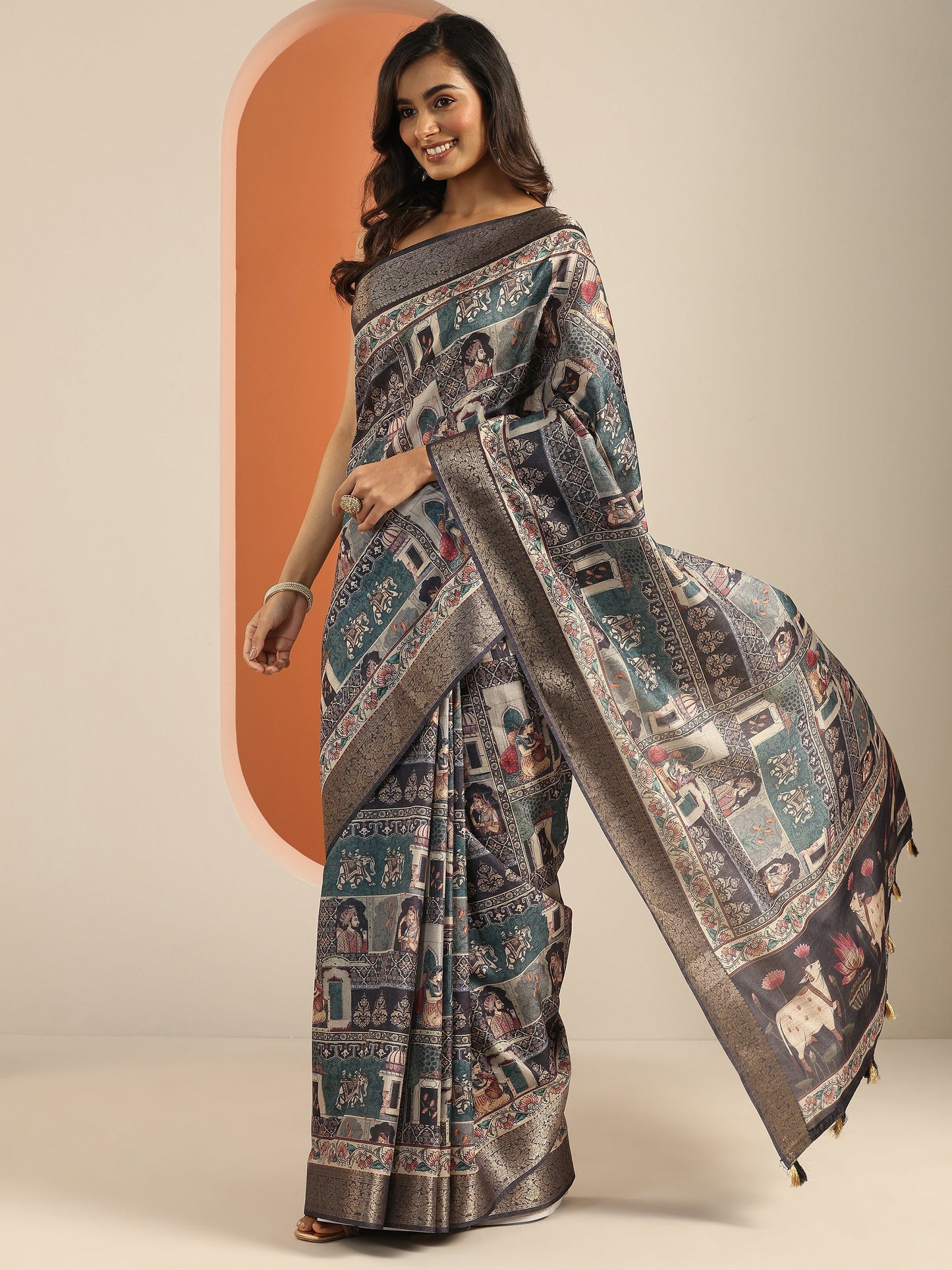 Multi Printed Silk Blend Saree With Unstitched Blouse Piece