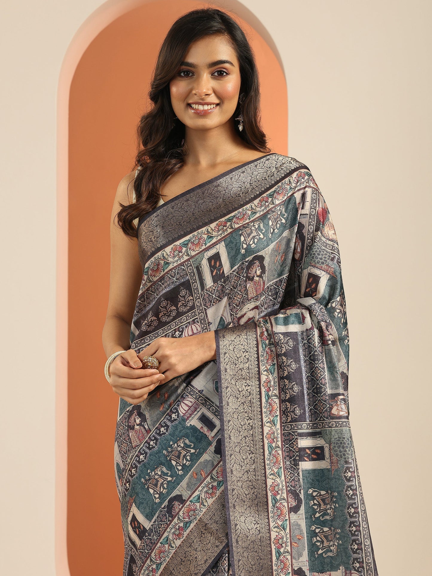 Multi Printed Silk Blend Saree With Unstitched Blouse Piece