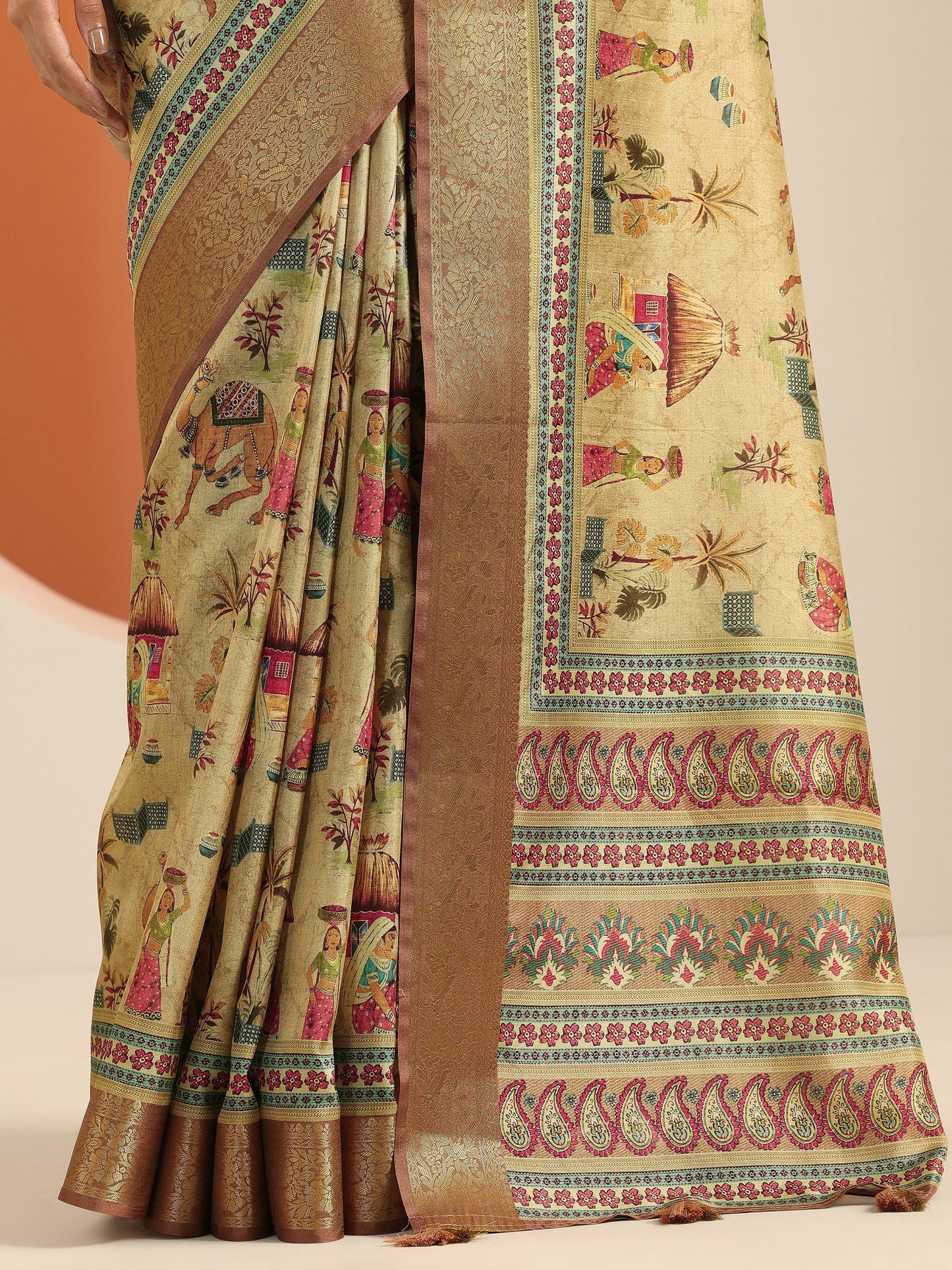 Beige Kalamkari Printed Silk Blend Saree With Unstitched Blouse Piece