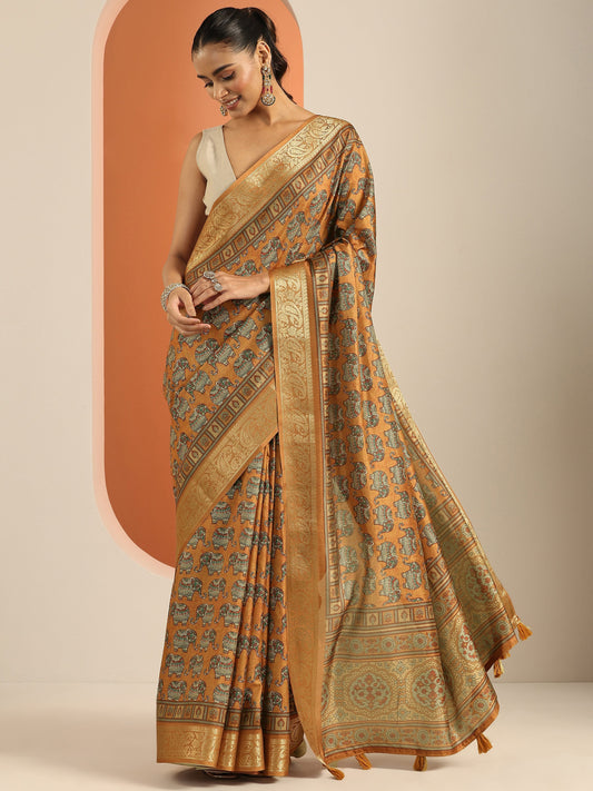 Mustard Printed Silk Blend Saree With Unstitched Blouse Piece