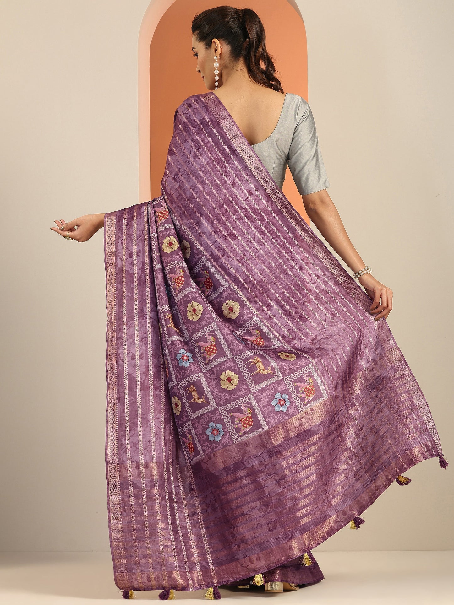 Mauve Printed Silk Blend Saree With Unstitched Blouse Piece