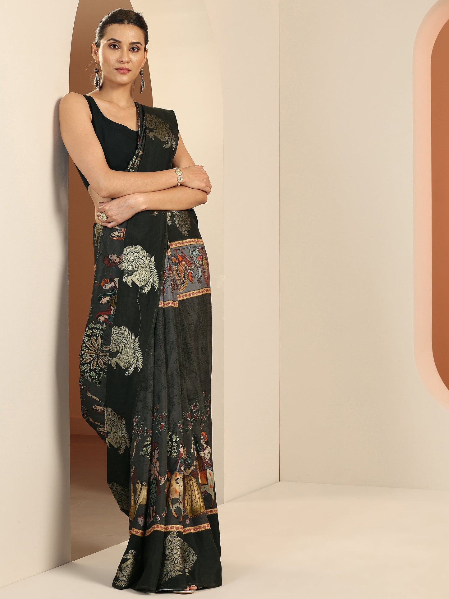 Black Printed Silk Blend Saree With Unstitched Blouse Piece