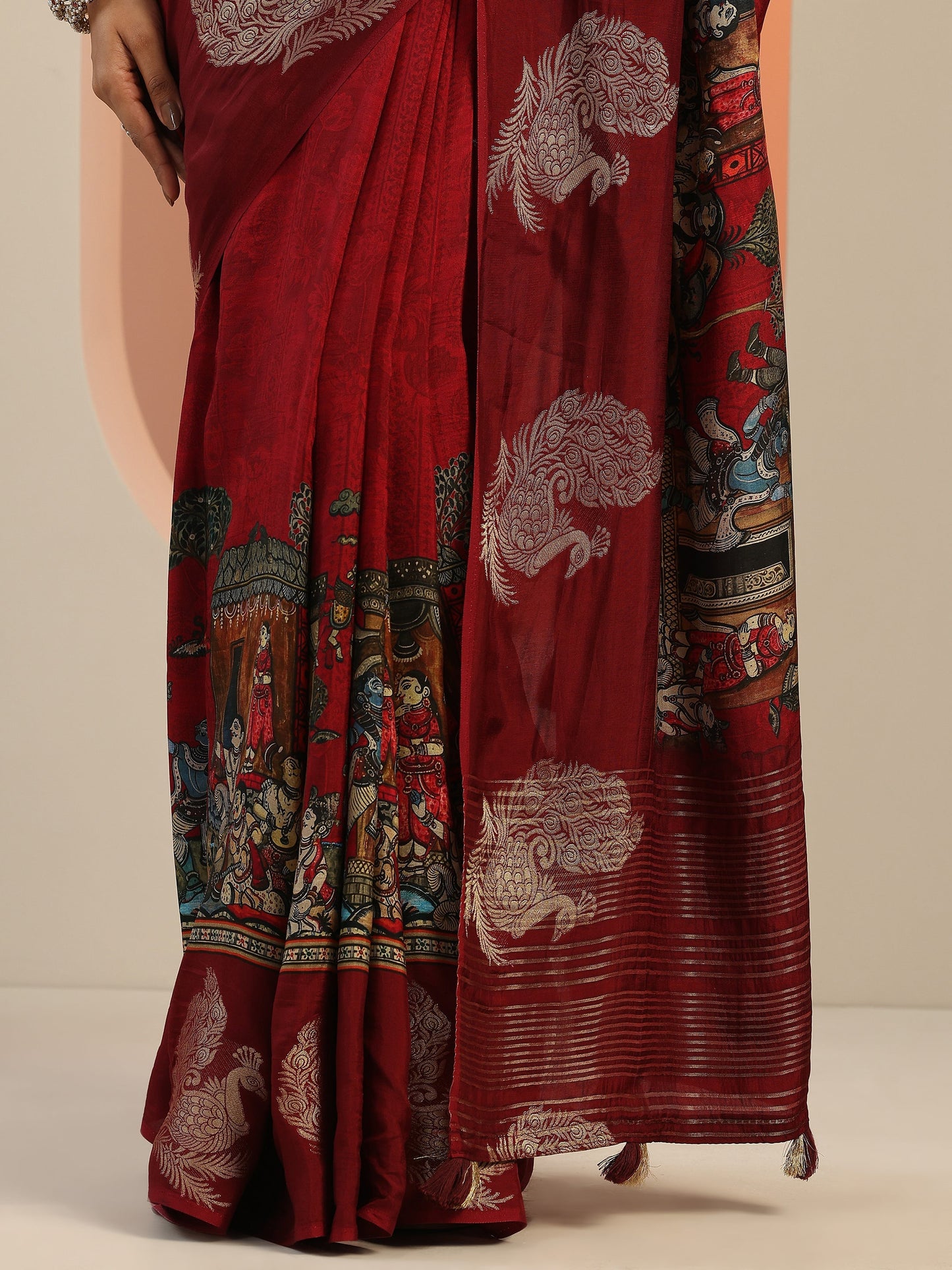 Red Printed Silk Blend Saree With Unstitched Blouse Piece