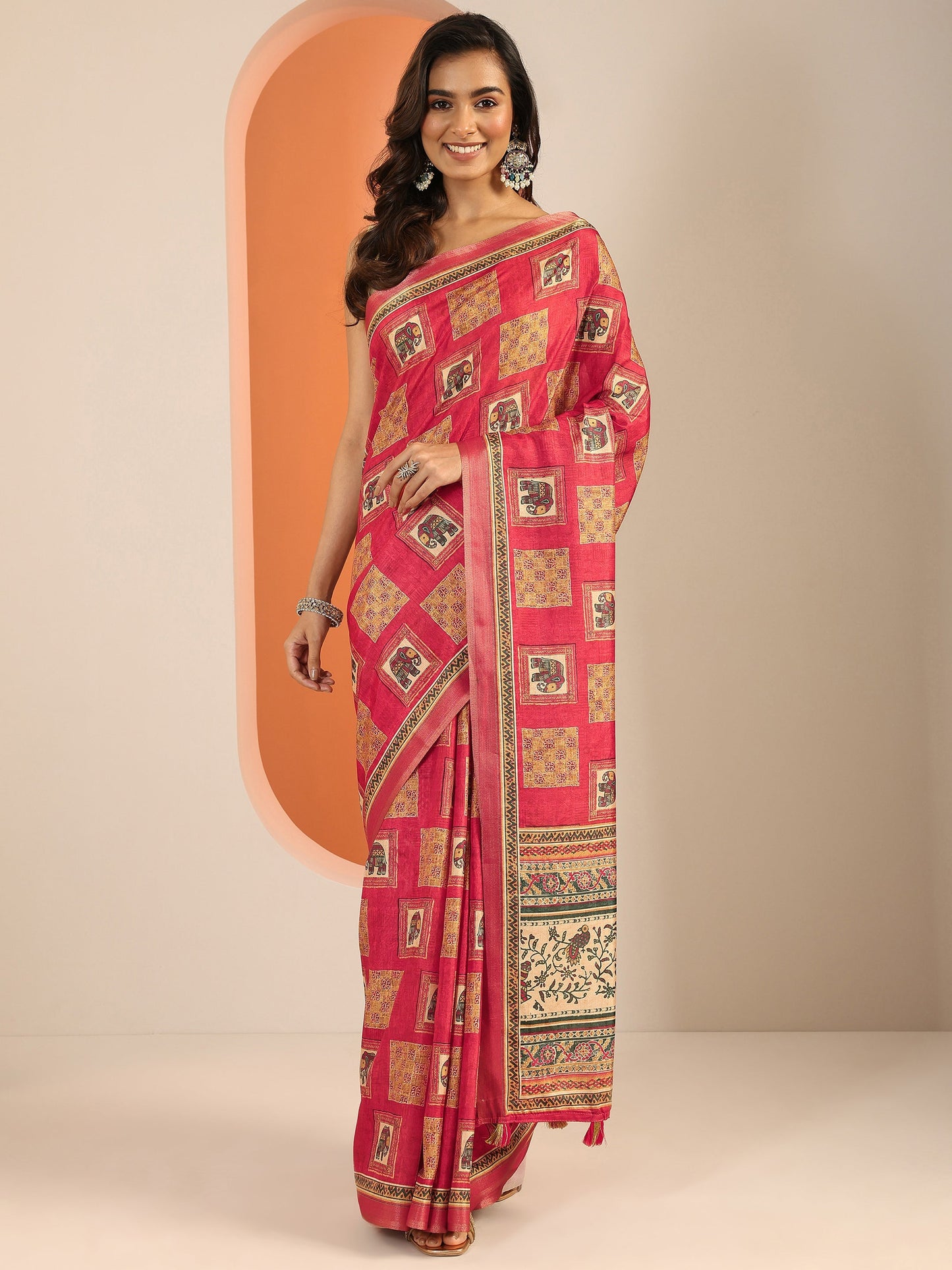 Red Printed Silk Blend Saree With Unstitched Blouse Piece