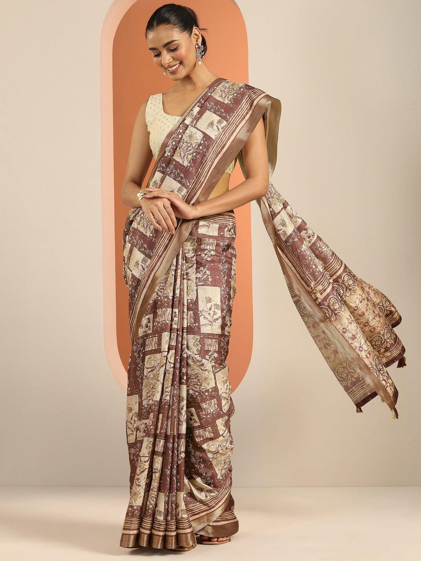 Taupe Printed Silk Blend Saree With Unstitched Blouse Piece