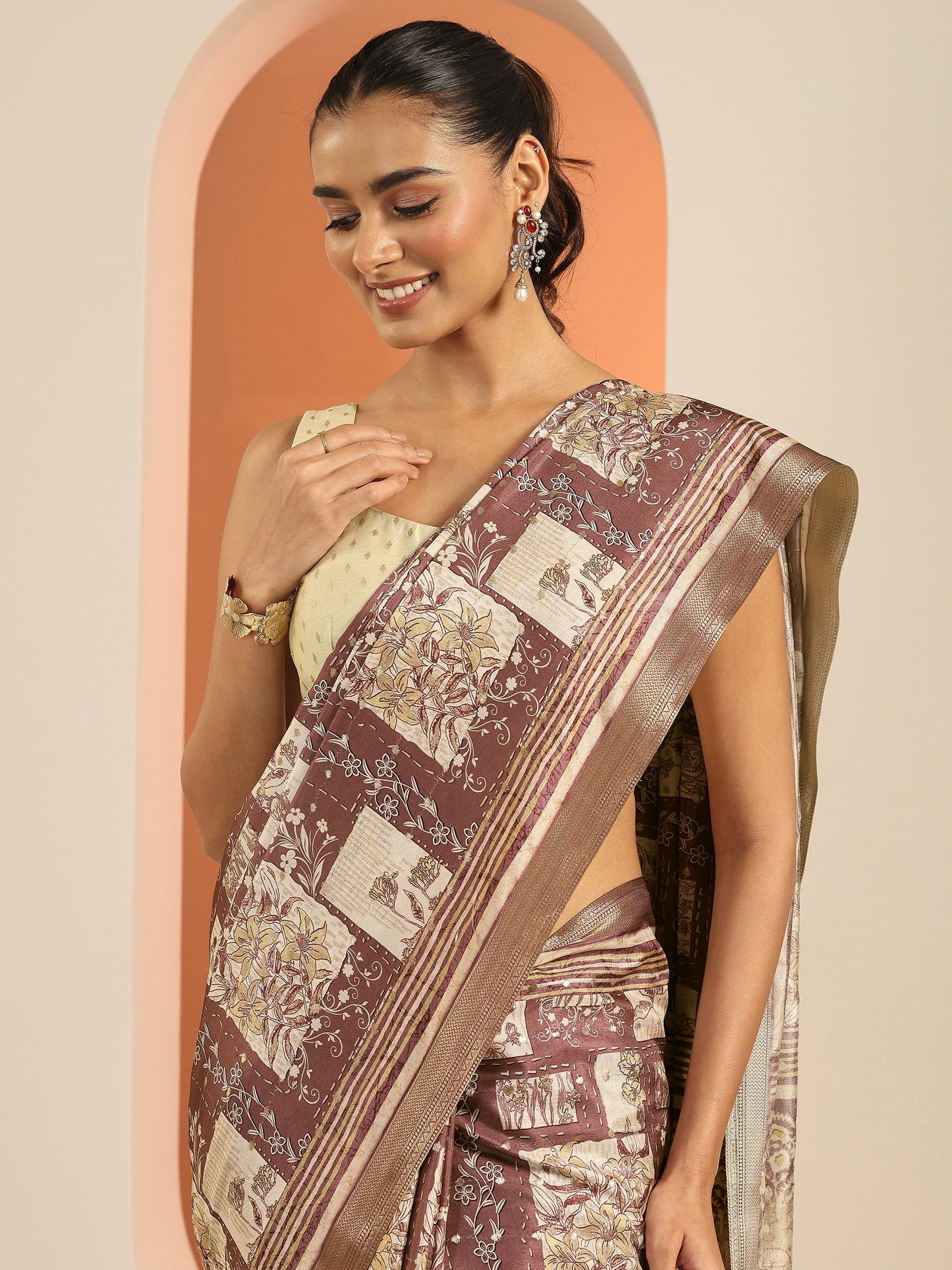 Taupe Printed Silk Blend Saree With Unstitched Blouse Piece