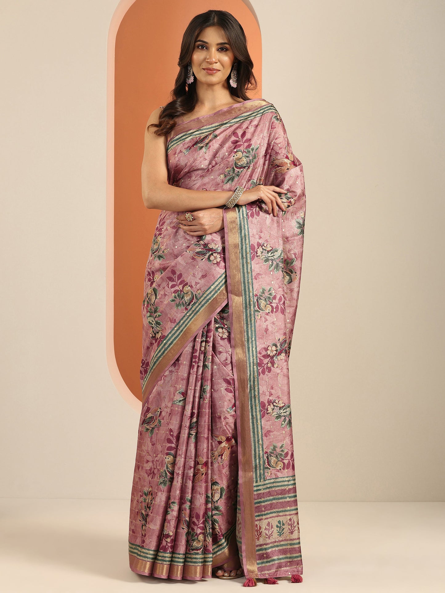 Purple Printed Silk Blend Saree With Unstitched Blouse Piece