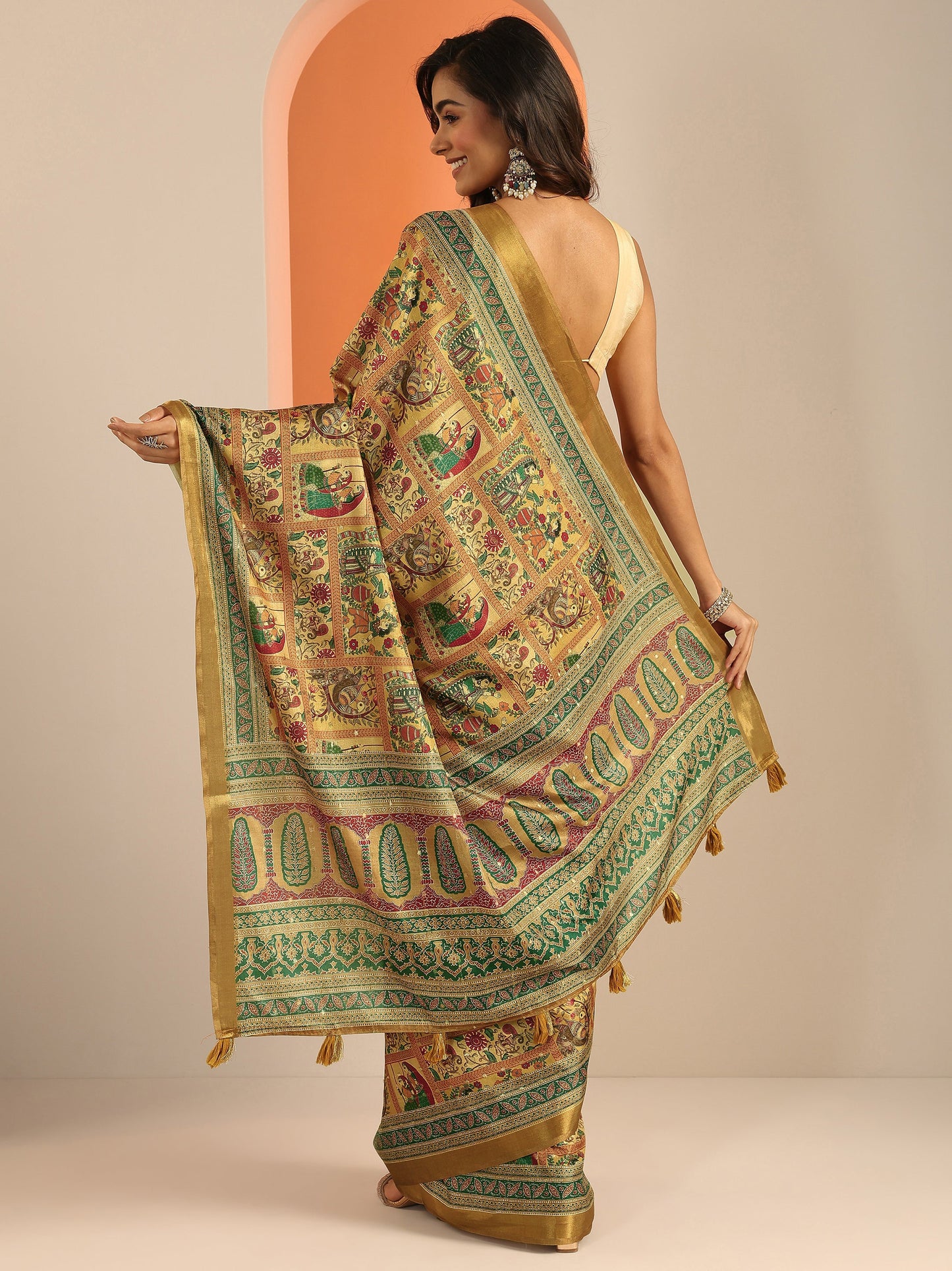 Mustard Kalamkari Printed Silk Blend Saree With Unstitched Blouse Piece
