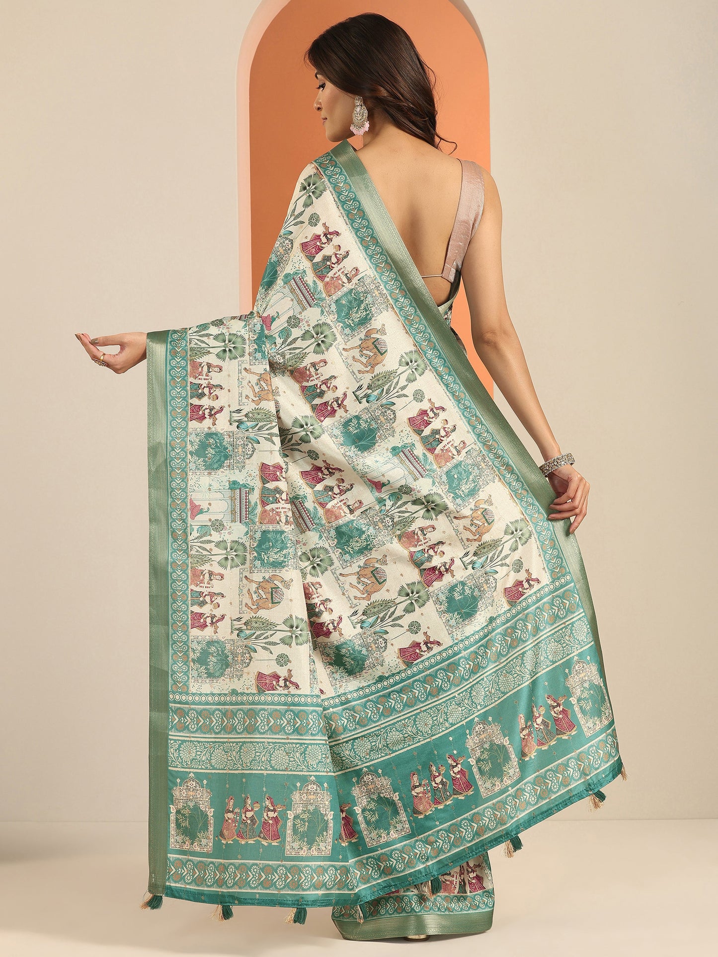 Blue Kalamkari Printed Silk Blend Saree With Unstitched Blouse Piece