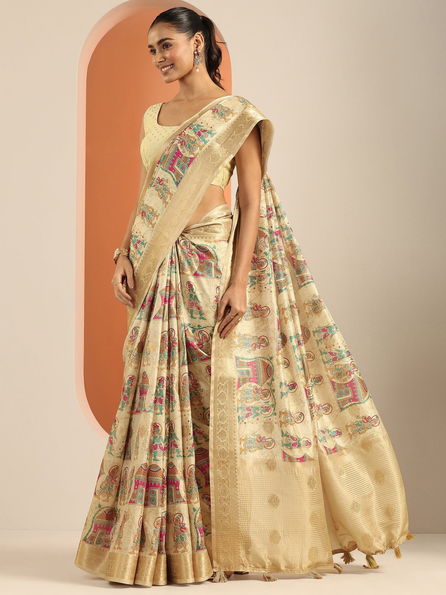 Beige Kalamkari Printed Silk Blend Saree With Unstitched Blouse Piece