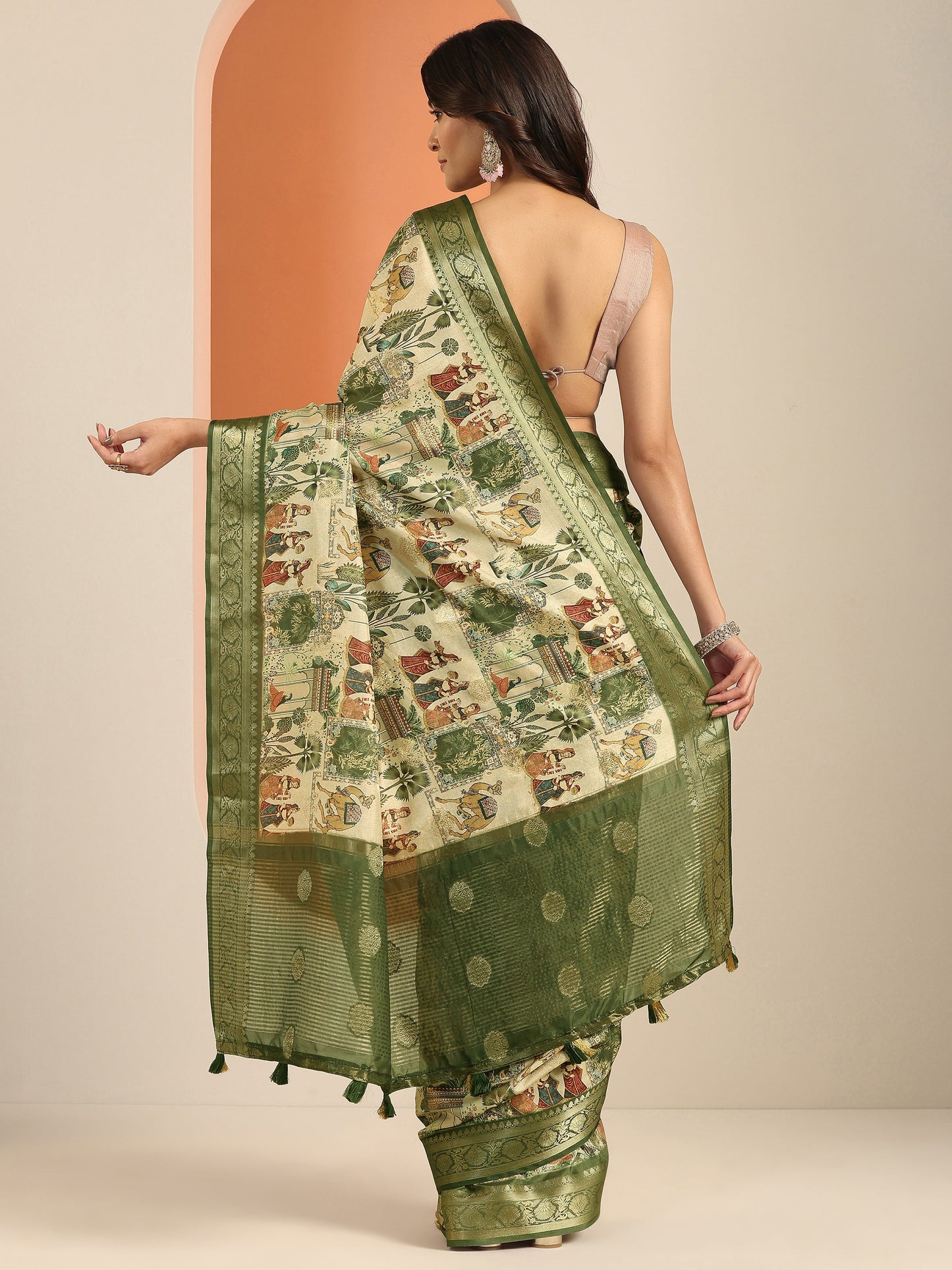 Green Printed Silk Blend Saree With Unstitched Blouse Piece