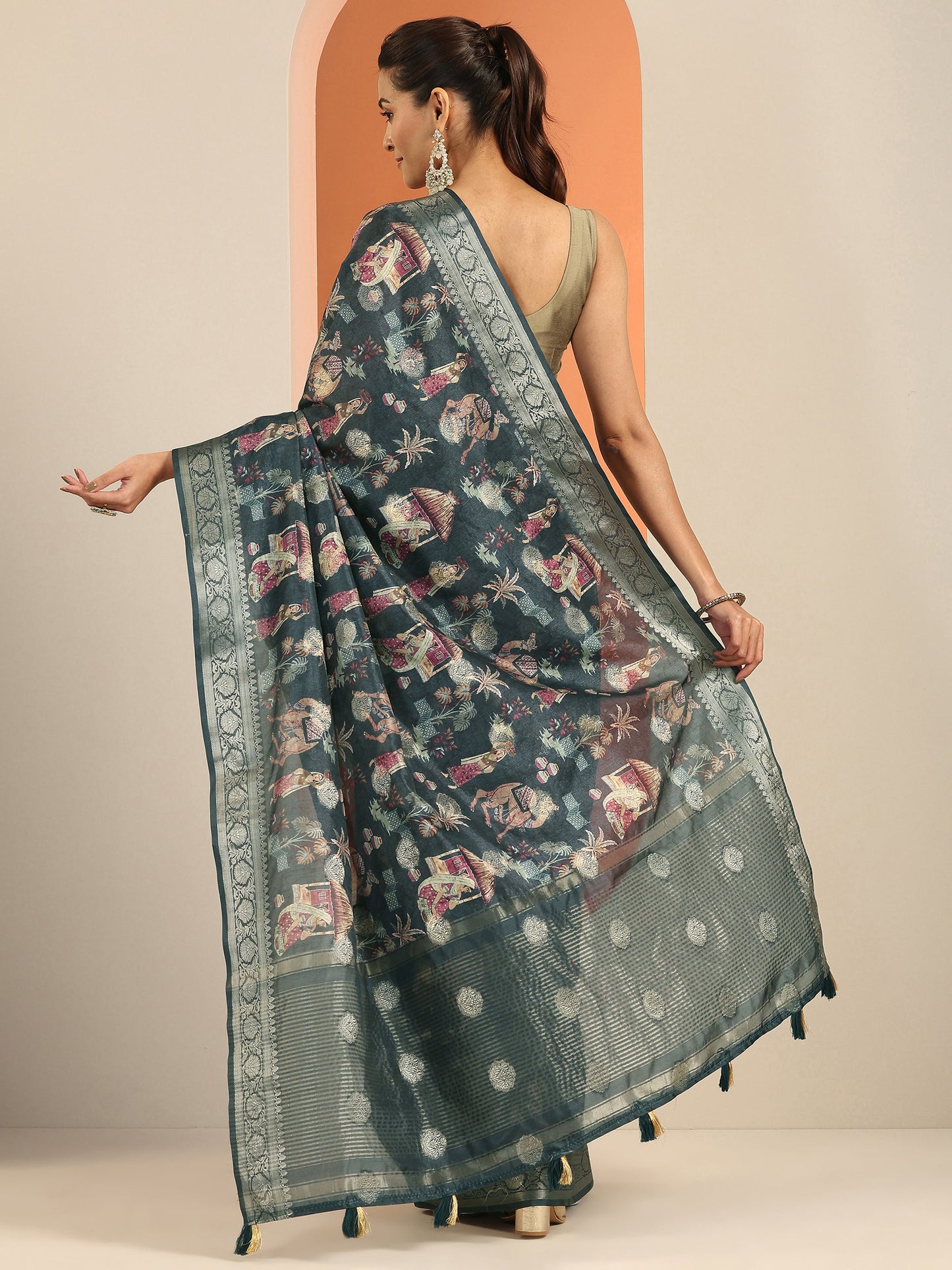Navy Blue Kalamkari Printed Silk Blend Saree With Unstitched Blouse Piece