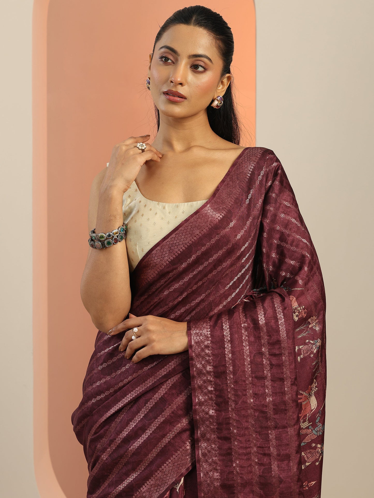 Burgundy Printed Silk Blend Saree With Unstitched Blouse Piece