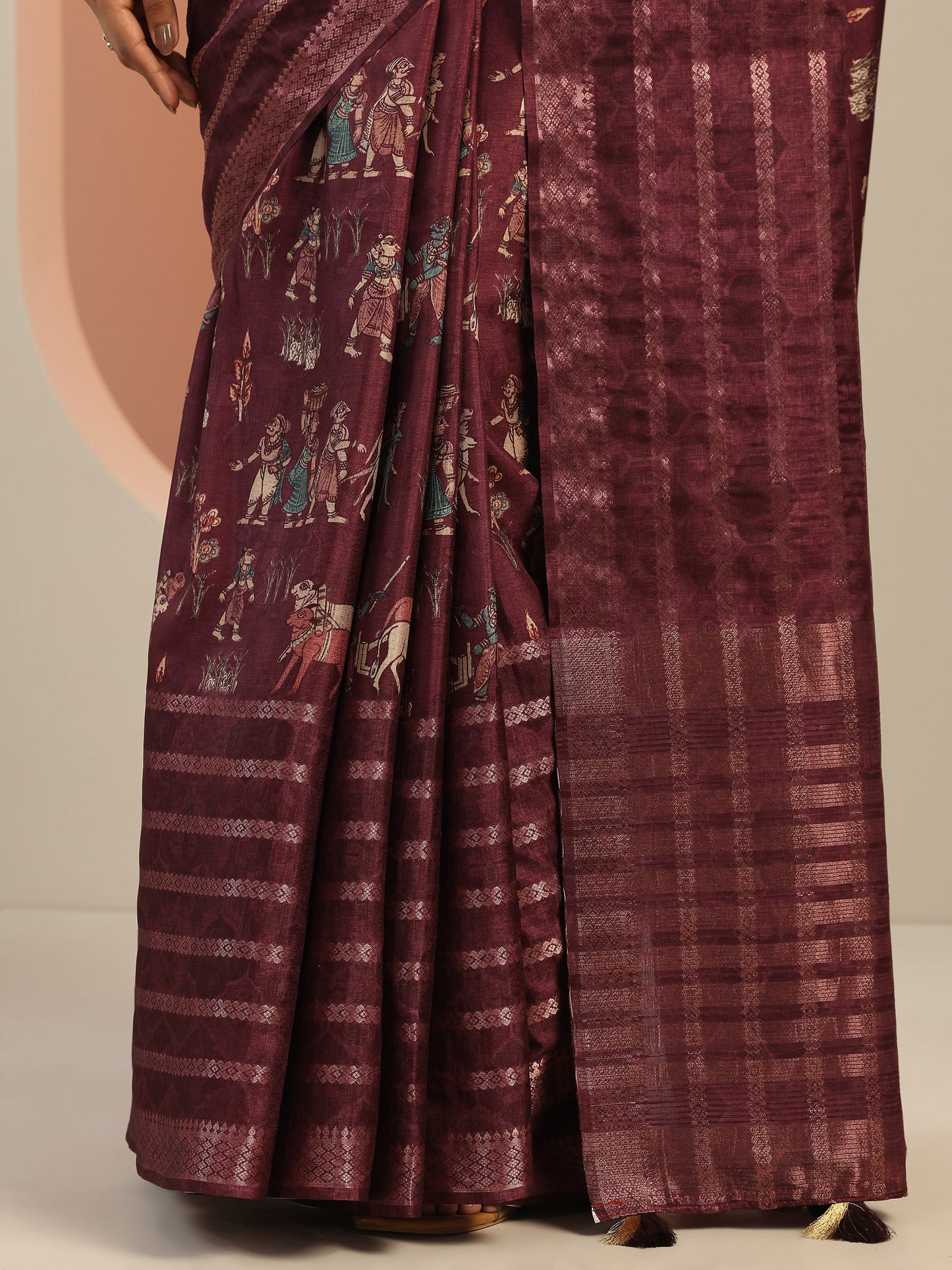 Burgundy Printed Silk Blend Saree With Unstitched Blouse Piece
