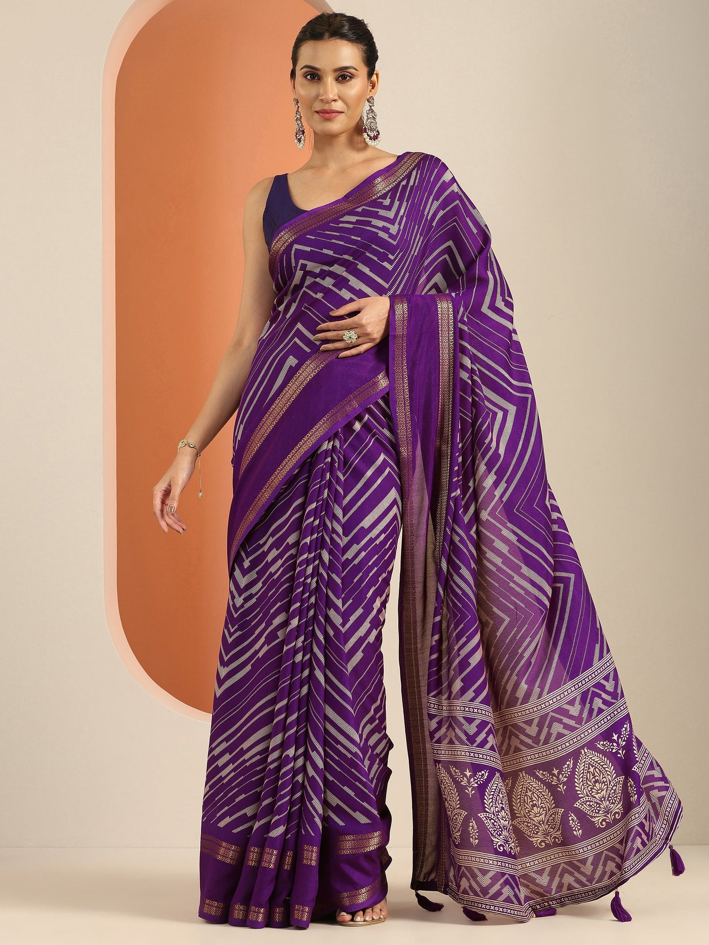 Purple Printed Georgette Saree With Unstitched Blouse Piece