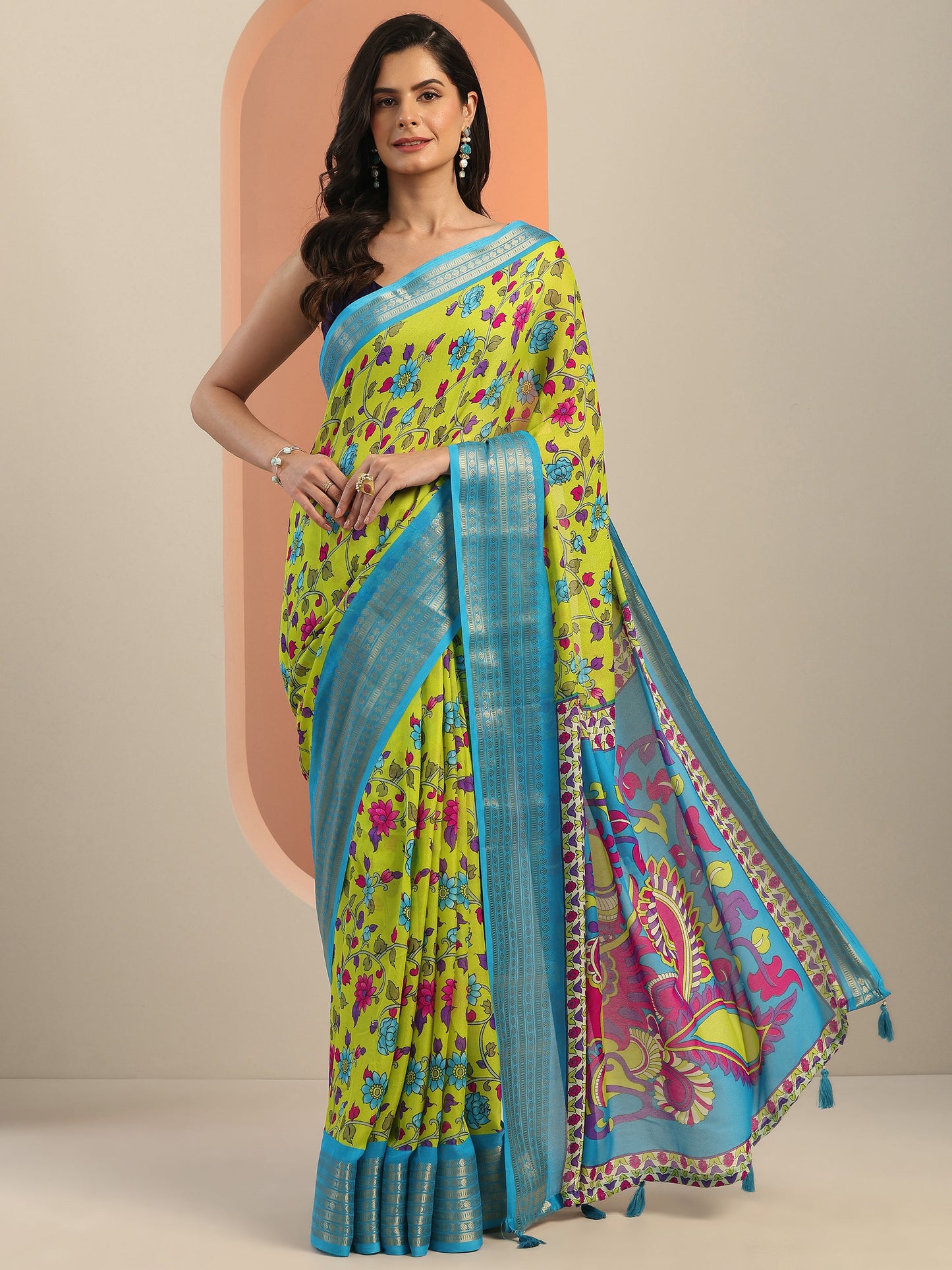 Green Printed Georgette Saree With Unstitched Blouse Piece