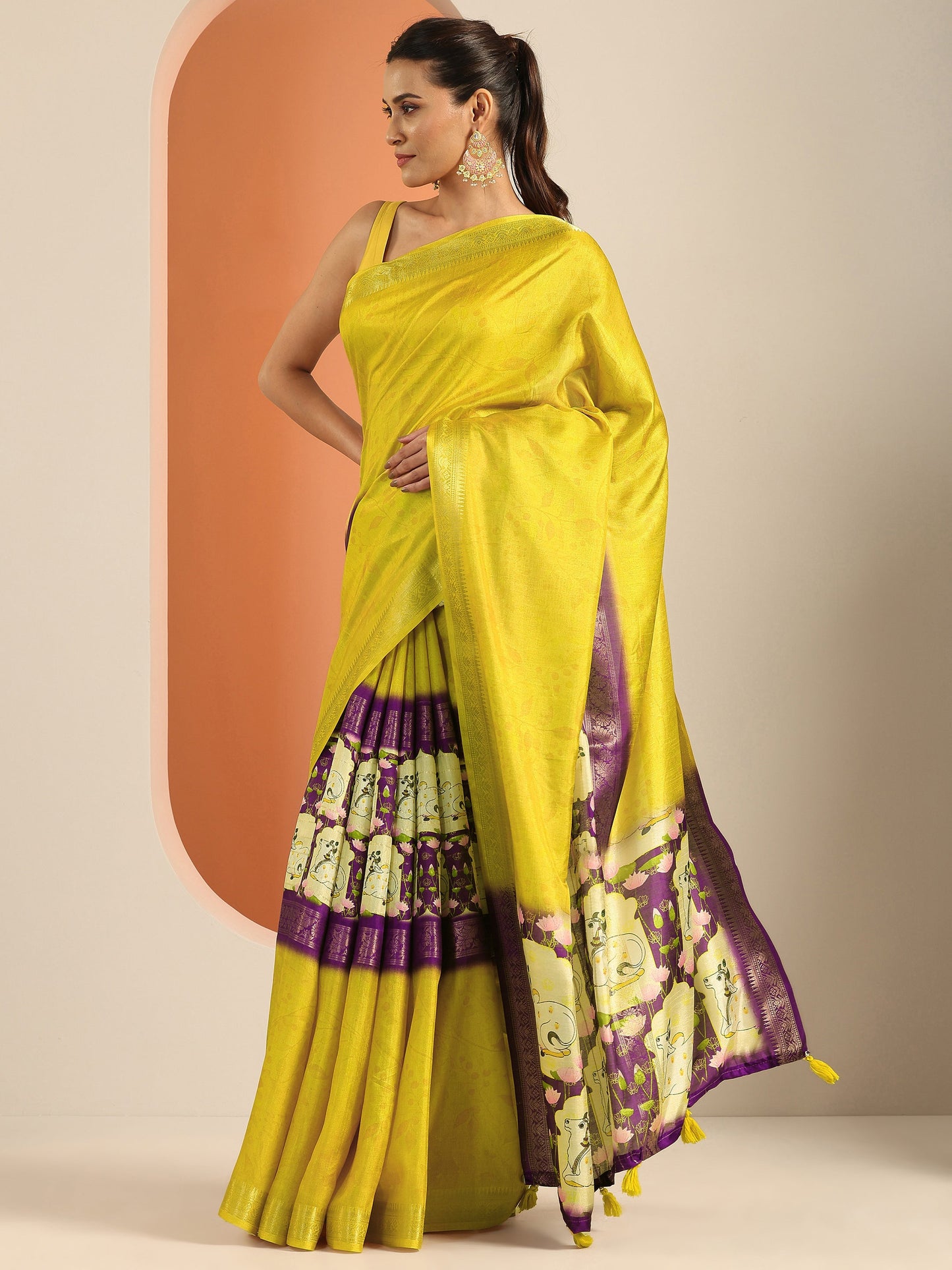 Yellow Printed Georgette Saree With Unstitched Blouse Piece