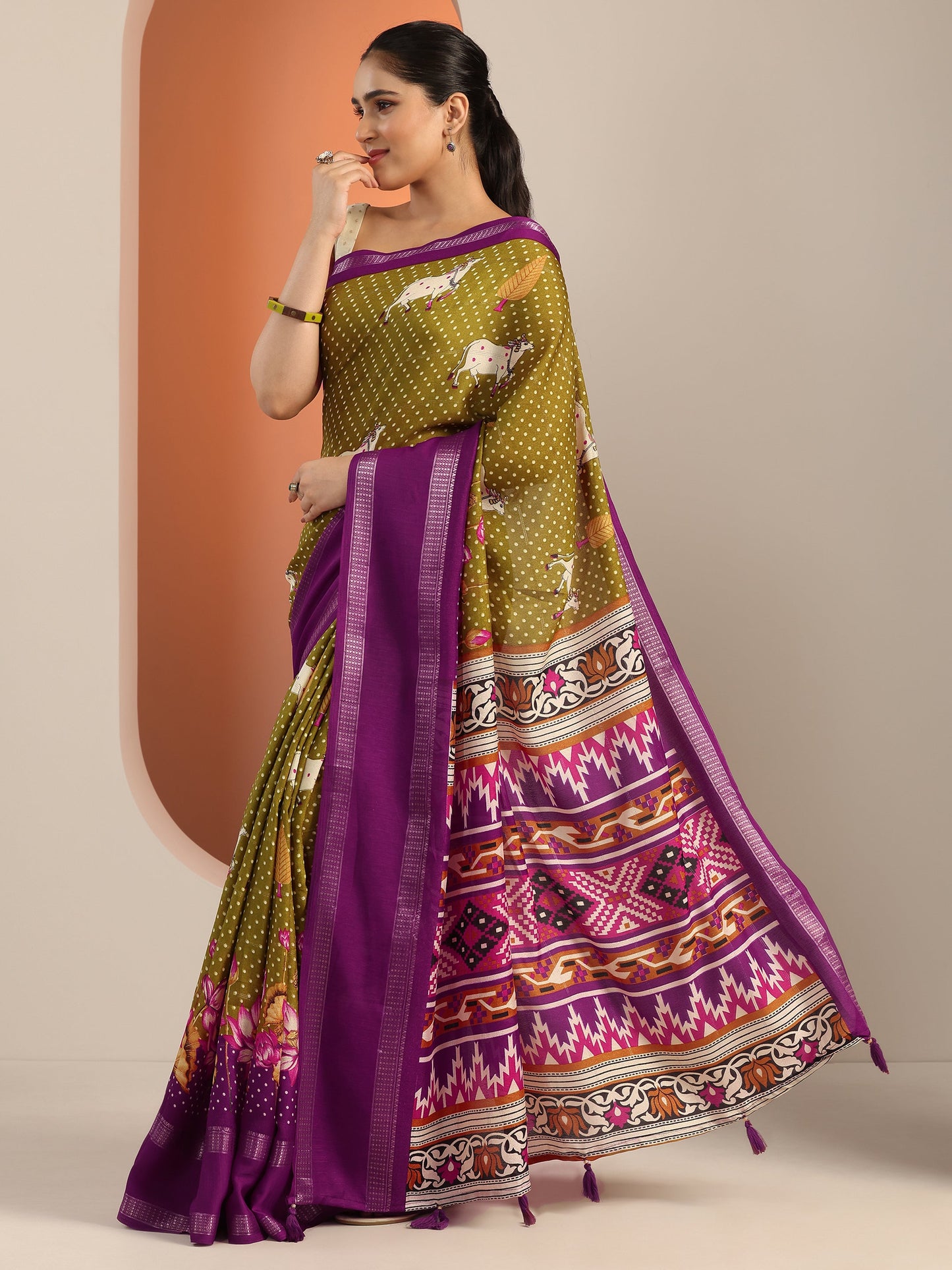 Green Printed Georgette Saree With Unstitched Blouse Piece