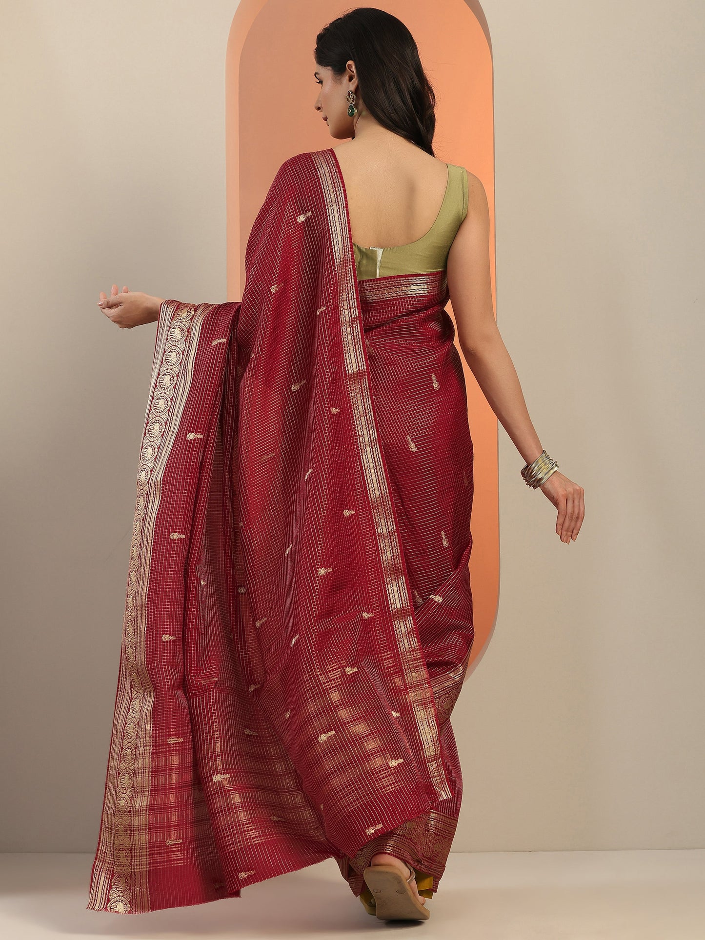 Maroon Woven Design Silk Blend Saree With Unstitched Blouse Piece