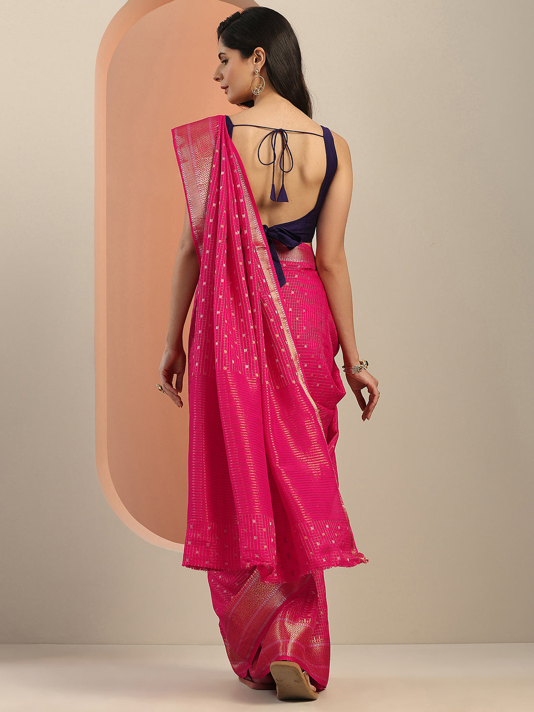 Pink Woven Design Silk Blend Saree With Unstitched Blouse Piece