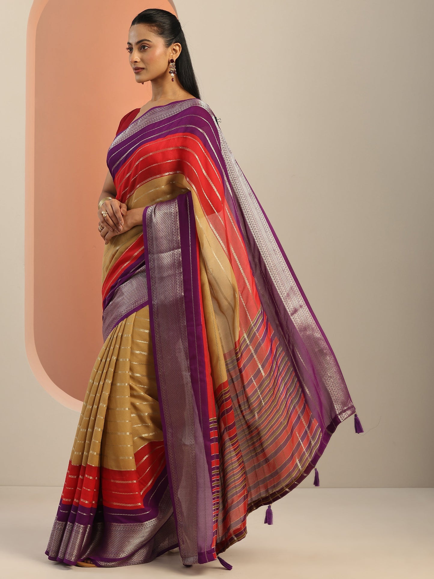 Tan Embellished Silk Blend Saree With Unstitched Blouse Piece