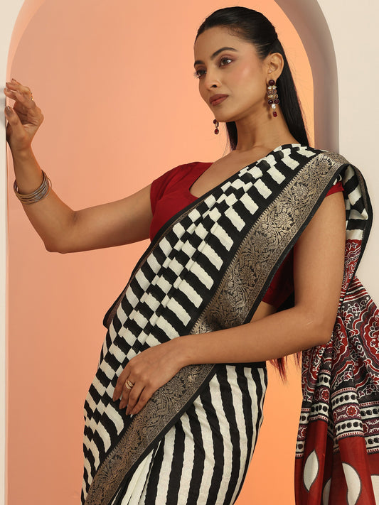 Black Printed Silk Blend Saree With Unstitched Blouse Piece