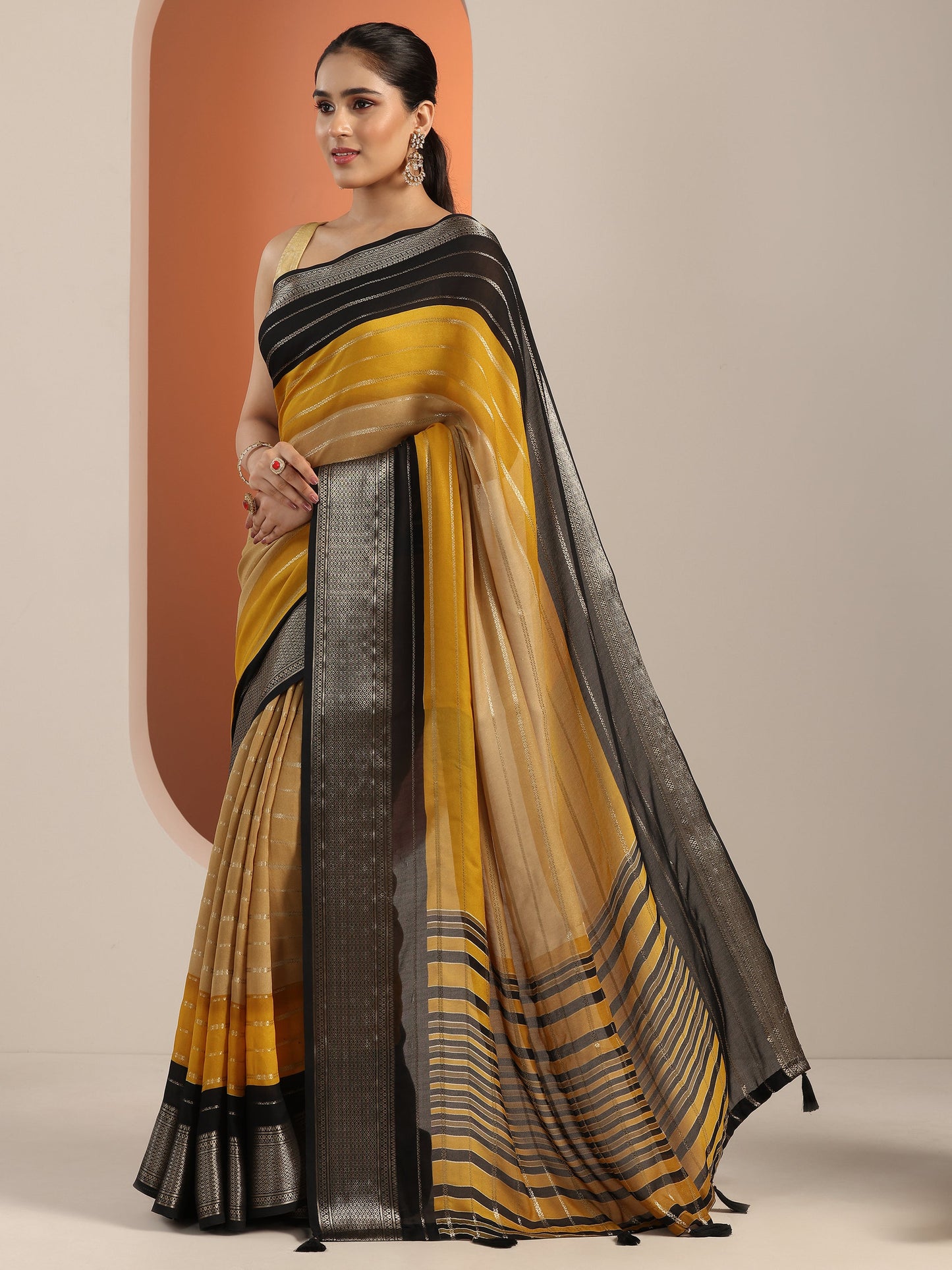 Tan Solid Silk Blend Saree With Unstitched Blouse Piece