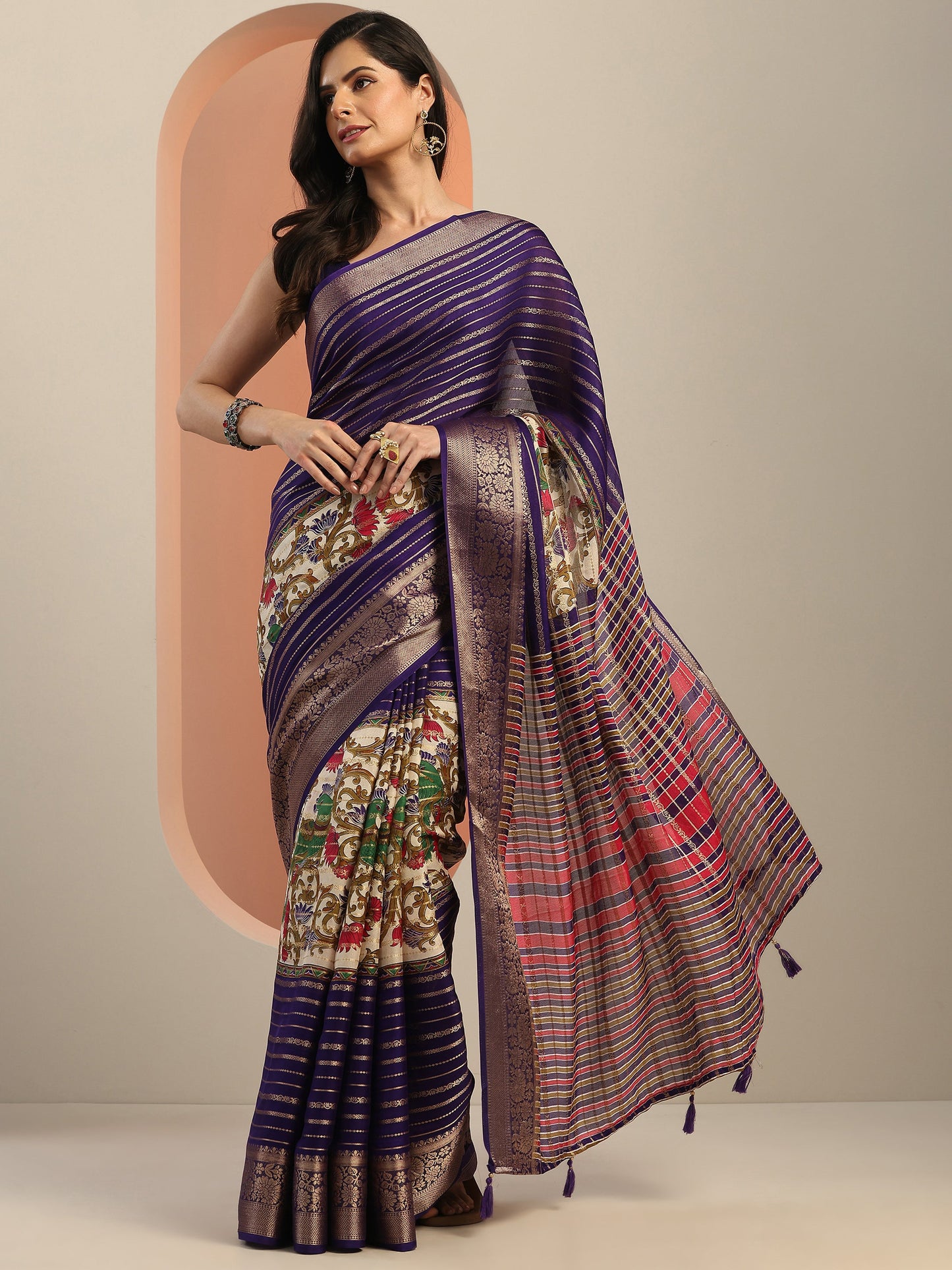 Multi Printed Silk Blend Saree With Unstitched Blouse Piece
