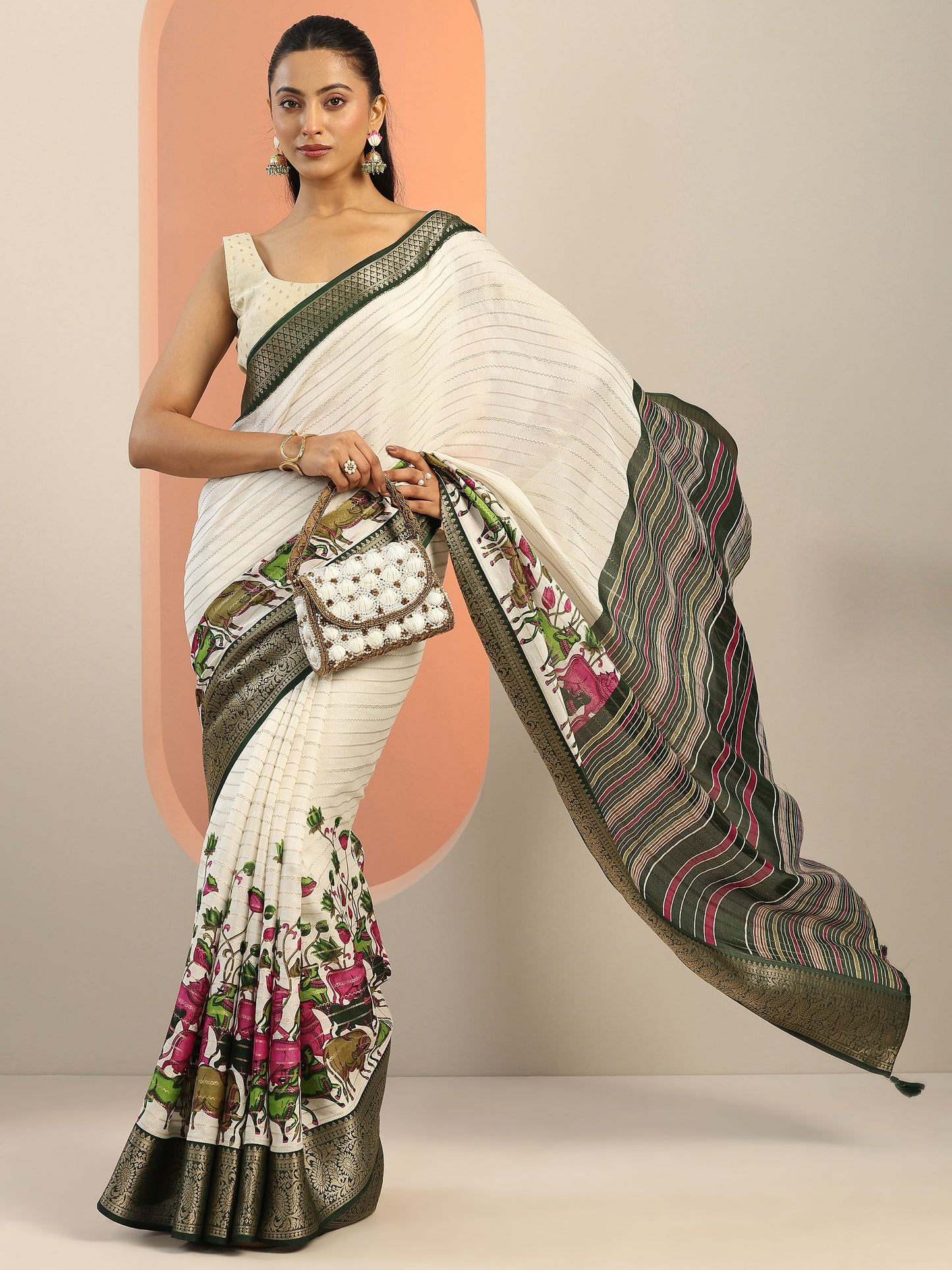 Off White Printed Silk Blend Saree With Unstitched Blouse Piece