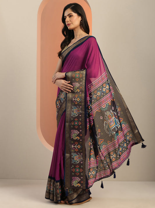 Magenta Solid Georgette Saree With Unstitched Blouse Piece
