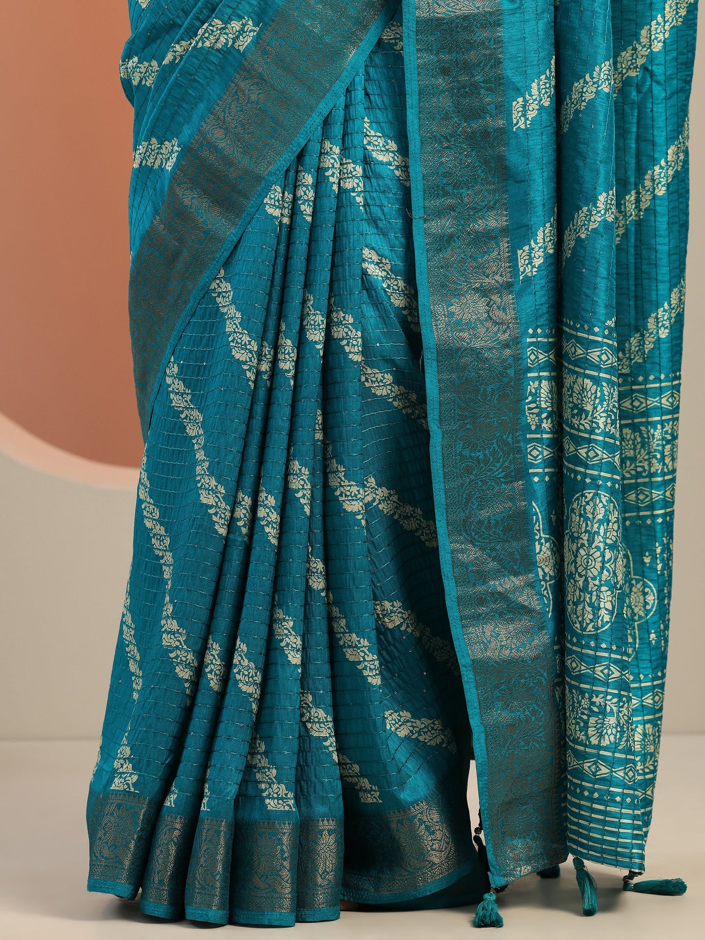 Blue Printed Silk Blend Saree With Unstitched Blouse Piece