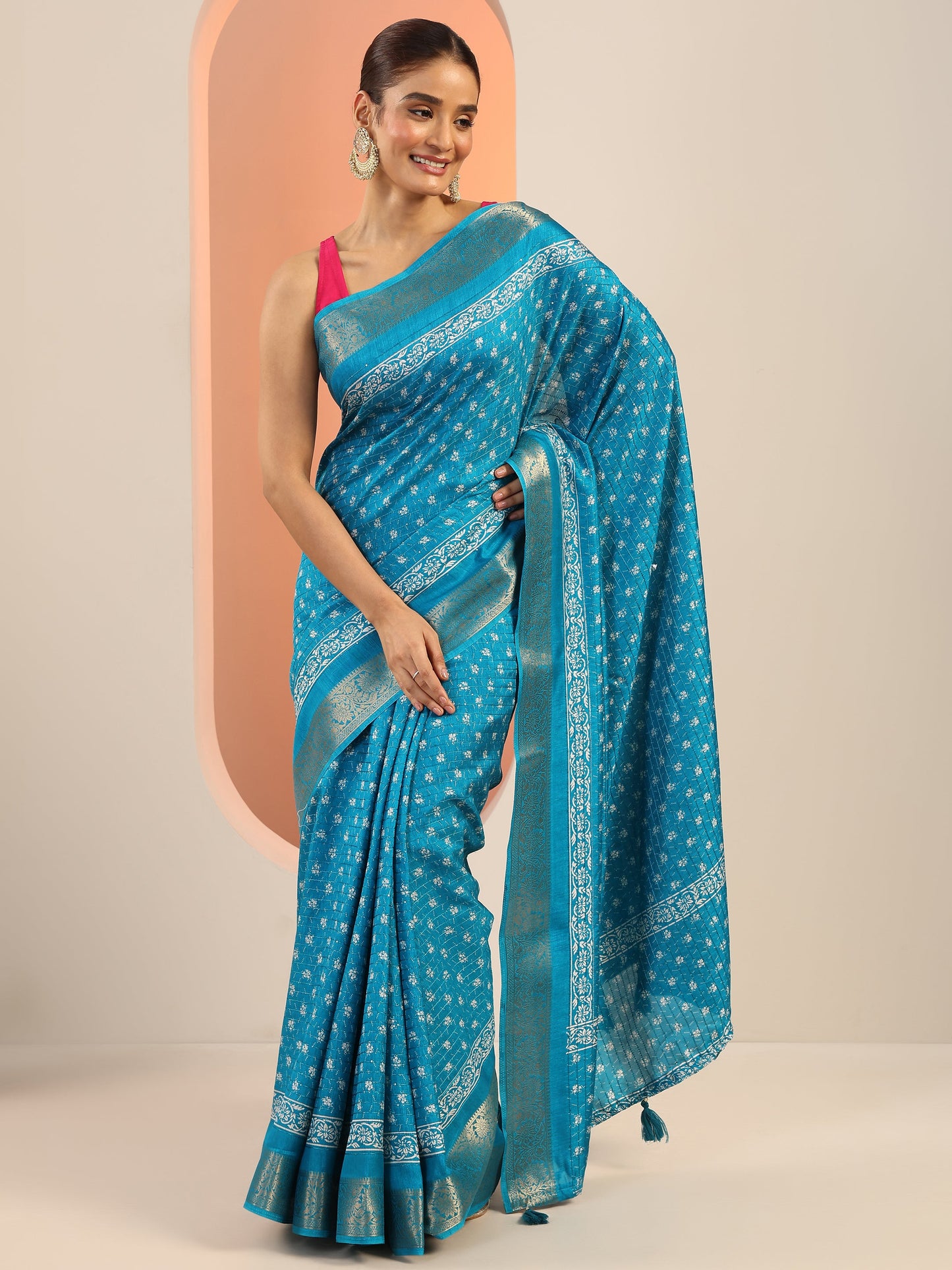 Blue Printed Silk Saree With Unstitched Blouse Piece