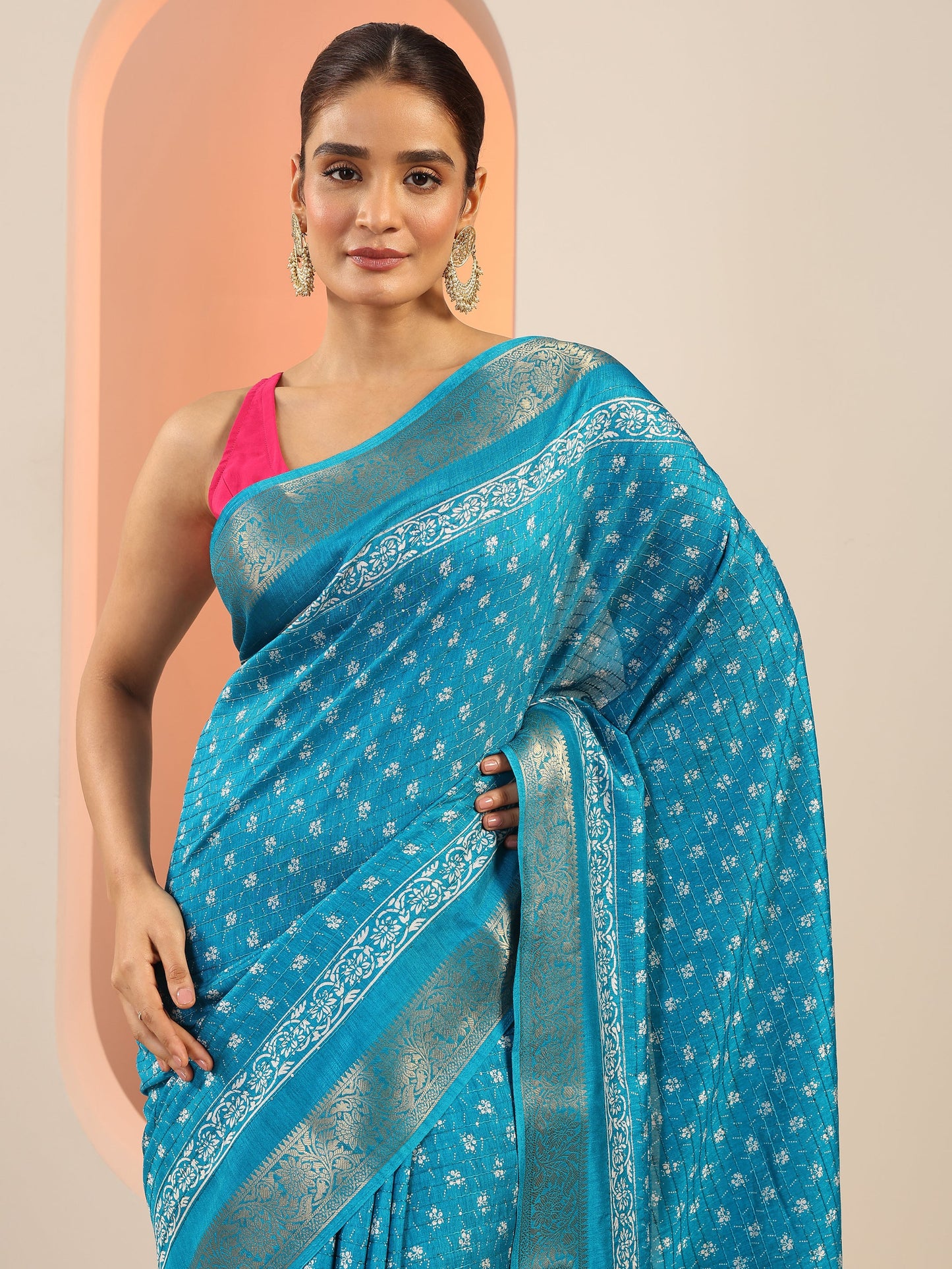 Blue Printed Silk Saree With Unstitched Blouse Piece