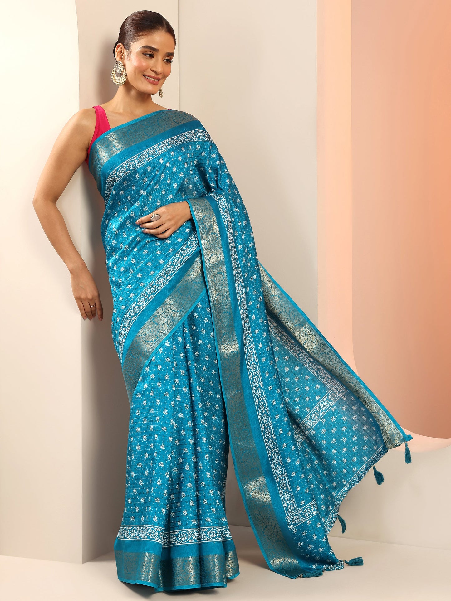 Blue Printed Silk Saree With Unstitched Blouse Piece