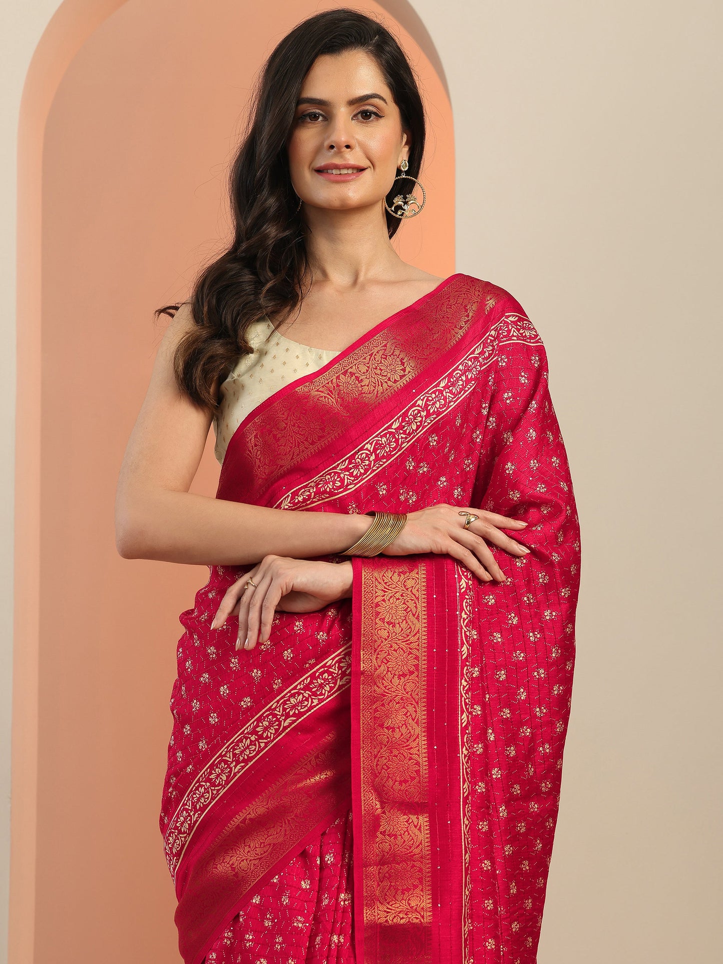 Pink Printed Silk Blend Saree With Unstitched Blouse Piece