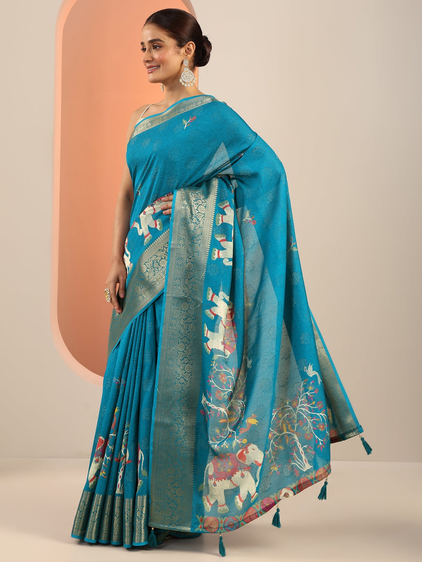 Blue Printed Georgette Saree With Unstitched Blouse Piece