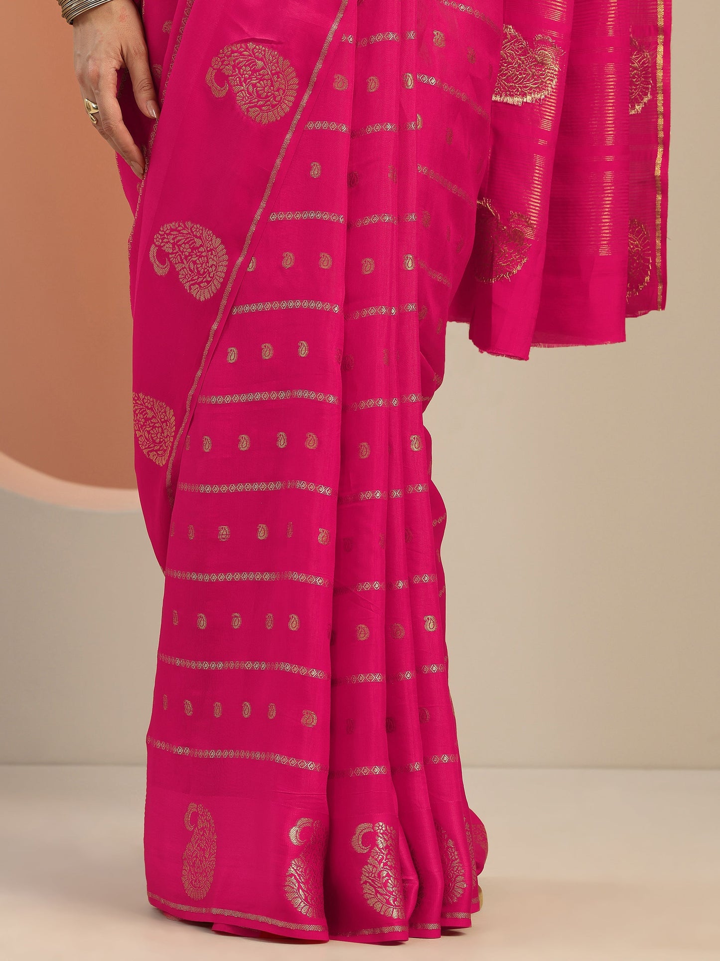 Pink Woven Design Silk Blend Saree With Unstitched Blouse Piece