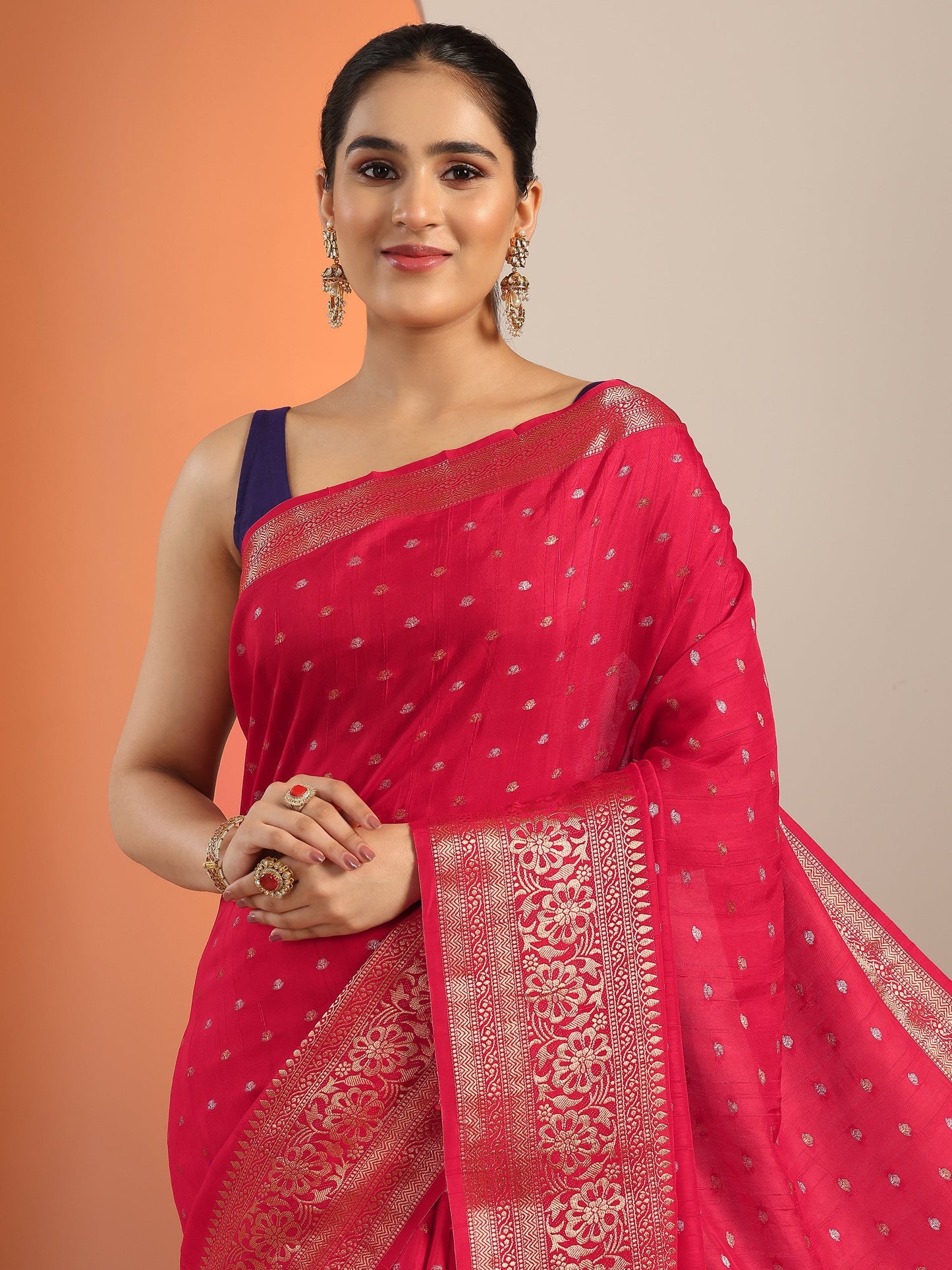 Red Woven Design Silk Blend Saree With Unstitched Blouse Piece