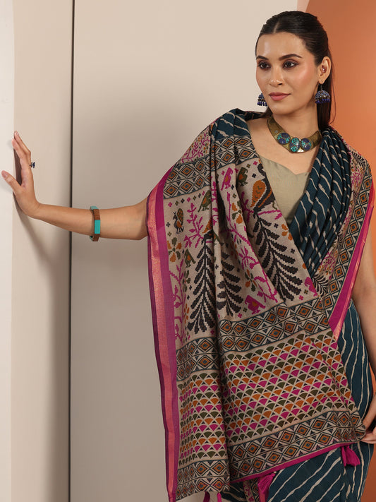 Teal Printed Cotton Blend Saree With Unstitched Blouse Piece