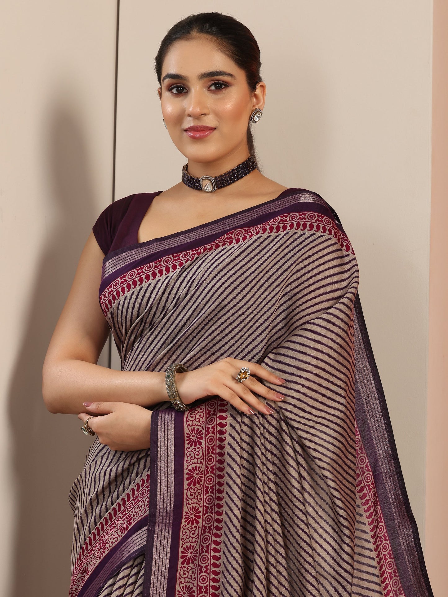 Purple Printed Cotton Blend Saree With Unstitched Blouse Piece